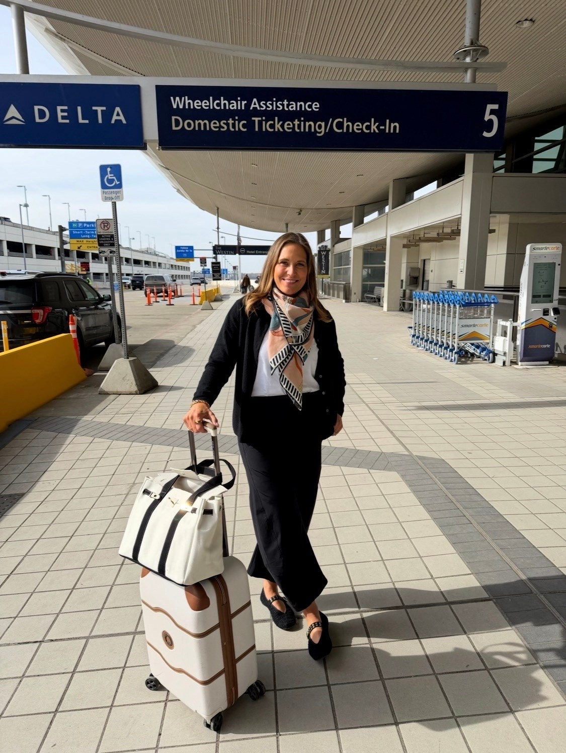 Travel in comfort and style! s

#LTKOver40 #LTKTravel #LTKMidsize