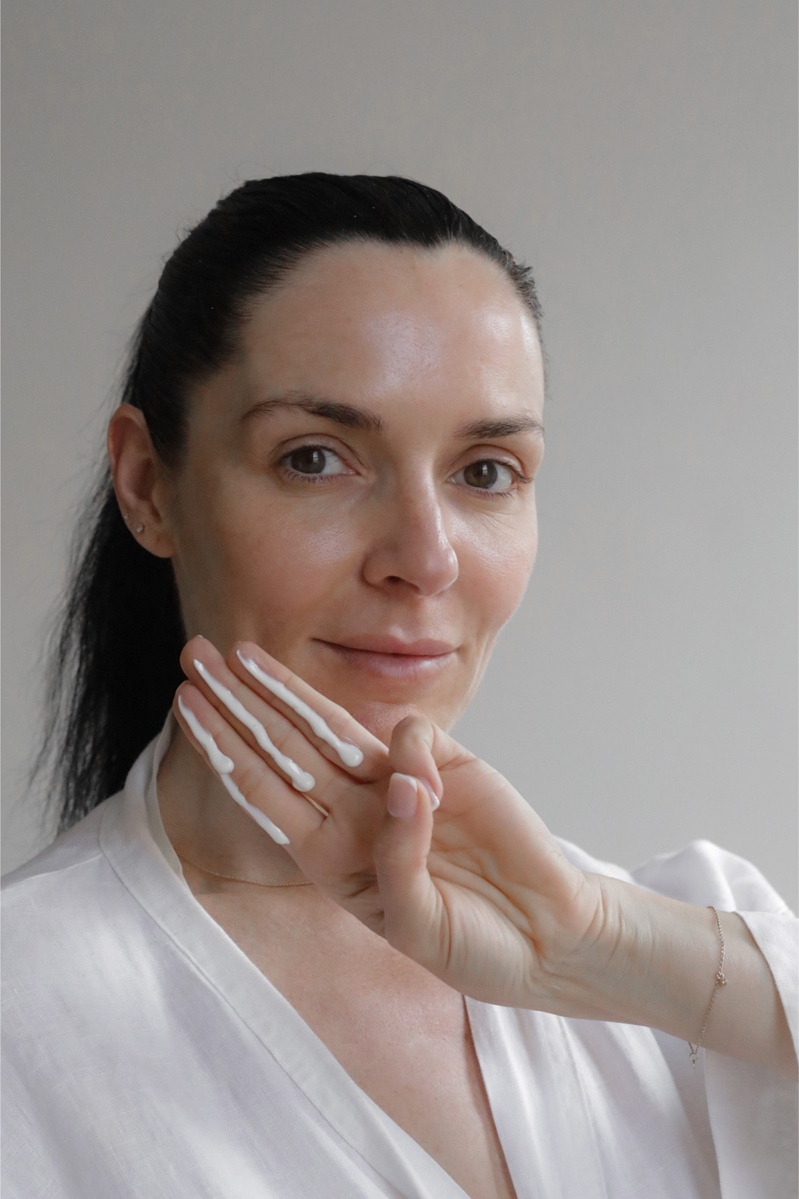 SPF Options for all budgets 

Wearing an SPF every day can reduce sun damage dramatically. Use a factor 30 and above, apply it after your moisturiser and before makeup and top it up through the day. If you wear makeup, use a spray to top up, it works perfectly  

#LTKbeauty