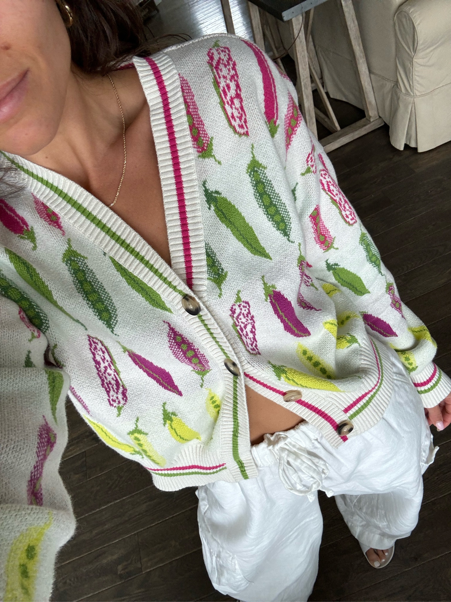 rainy day outfit inspired by the garden 🫛

Food fashion
Lounge outfit

#LTKStyleTip #LTKSeasonal