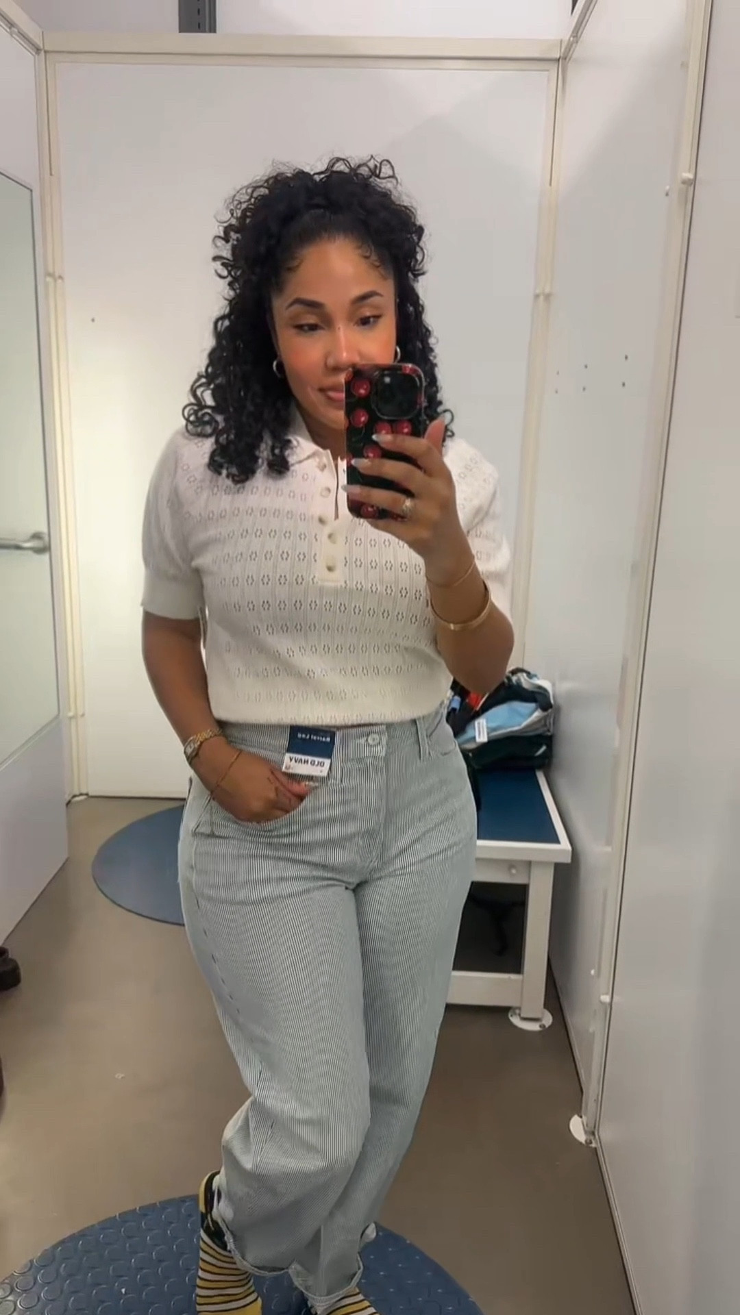 I love a clean, classic look and this one is IT. The white top is lightweight and breathable and these striped jeans are so flattering and different without doing too much.

Perfect for spring outfits, daytime plans, or a polished casual look.

#springoutfits #stripedjeans #classicstyle #oldnavyhaul #casualoutfit #ltkstyle


#LTKSeasonal #LTKSaleAlert #LTKootd