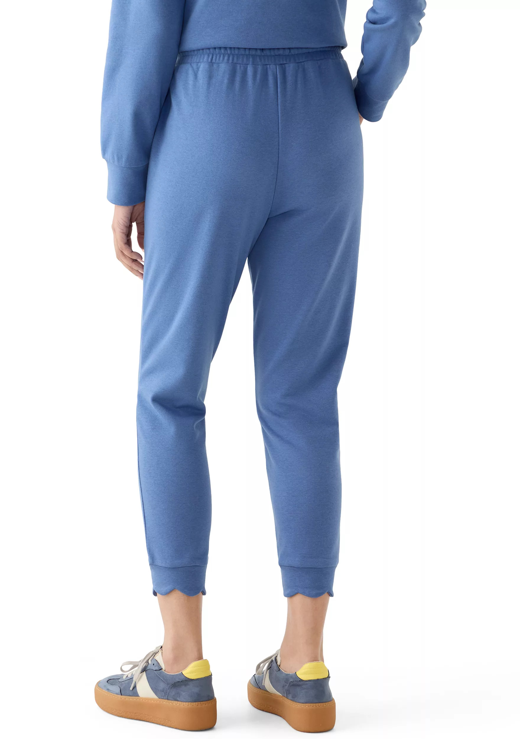 Women's Scallop Hemmed Joggers | Belk