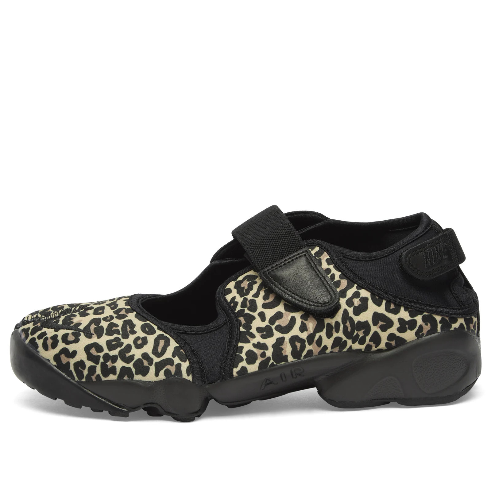 Nike Women's Air Rift XWLPD Sneaker in Black/Hemp, Size UK 7.5 | END. Clothing