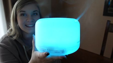 URPOWER Upgraded 500ML Essential Oil Diffuser Humidifiers Ultrasonic Aromatherapy Diffusers with 4 Timer Settings and Waterless Auto Shut-Off for Home Office Living Room Yoga Spa: https://amzn.to/3mOloge

My vlogging equipment:
Camera: https://amzn.to/3LaDn9T
Lighting: https://amzn.to/3MTXD0H

Find me on other socials:
Facebook:  https://www.facebook.com/chicpeachaf
TikTok: http://www.tiktok.com/@chicpeachaf
Instagram: https://instagram.com/chicpeachaf

Check out my Amazon Storefront to see all of my favorite products like the ones featured in my videos:  
https://www.amazon.com/shop/abbiechic...

Check out my LTK page for even more of my favorite projects from even MORE brands:  https://www.shopltk.com/explore/ChicP...

As an Amazon Associate and LTK Creator I earn from qualifying purchases.

#productreview #urpower #humidifier #essentialoils #amazonfinds #amazonmusthaves #amazonfind #amazon #musthave #chicpeach #chicpeachaf #abbiechicpeach #abbieflater #amazoninfluencer

#LTKkids #LTKhome #LTKFind