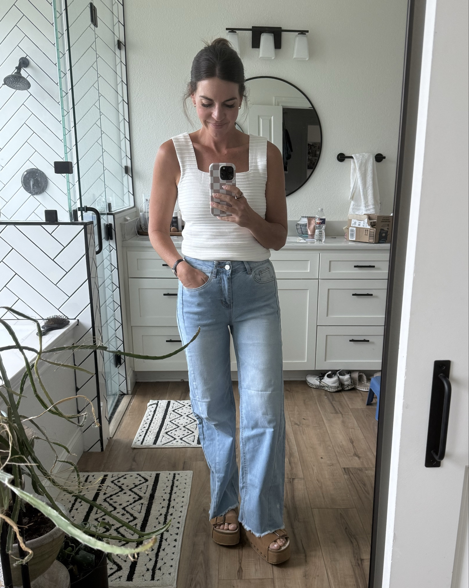 Brb ordering this tank in every color… 💥

#LTKStyleTip #LTKFindsUnder50 #LTKWorkwear