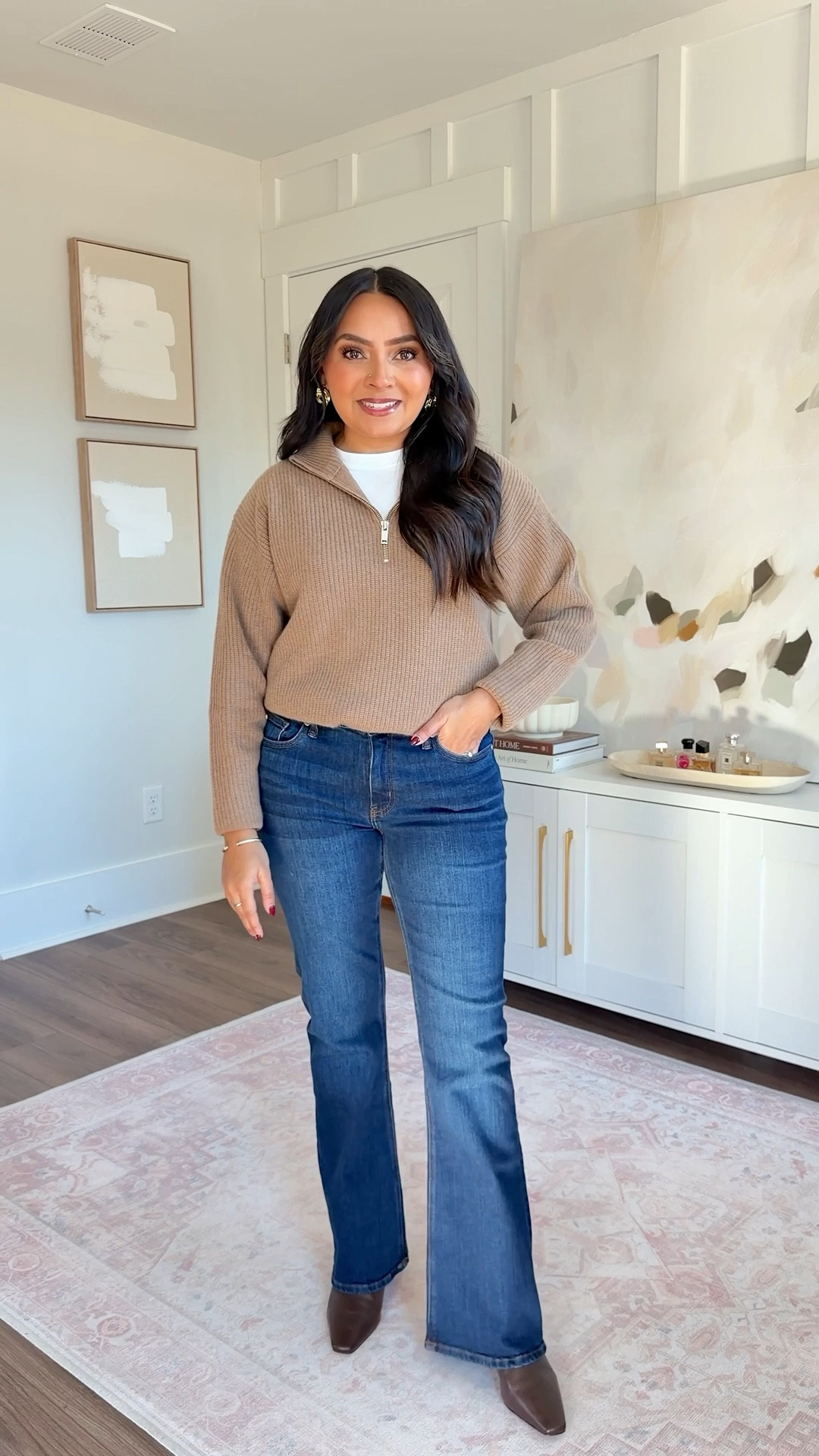 Teak cashmere pullover size xs TTS
White tee size xs TTS
Midnight blue flare jeans size 26, 30” inseam  TTS
Dark brown leather boots size xs TTS


#LTKPetite #LTKootd #LTKFindsUnder100