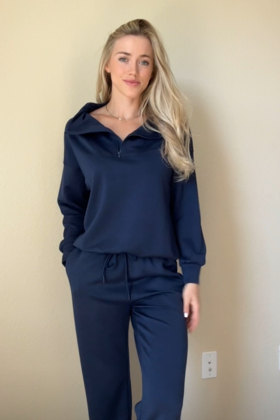 Pinspark long pants lounge set 

#LTKSeasonal #LTKFindsUnder100 #LTKOver40