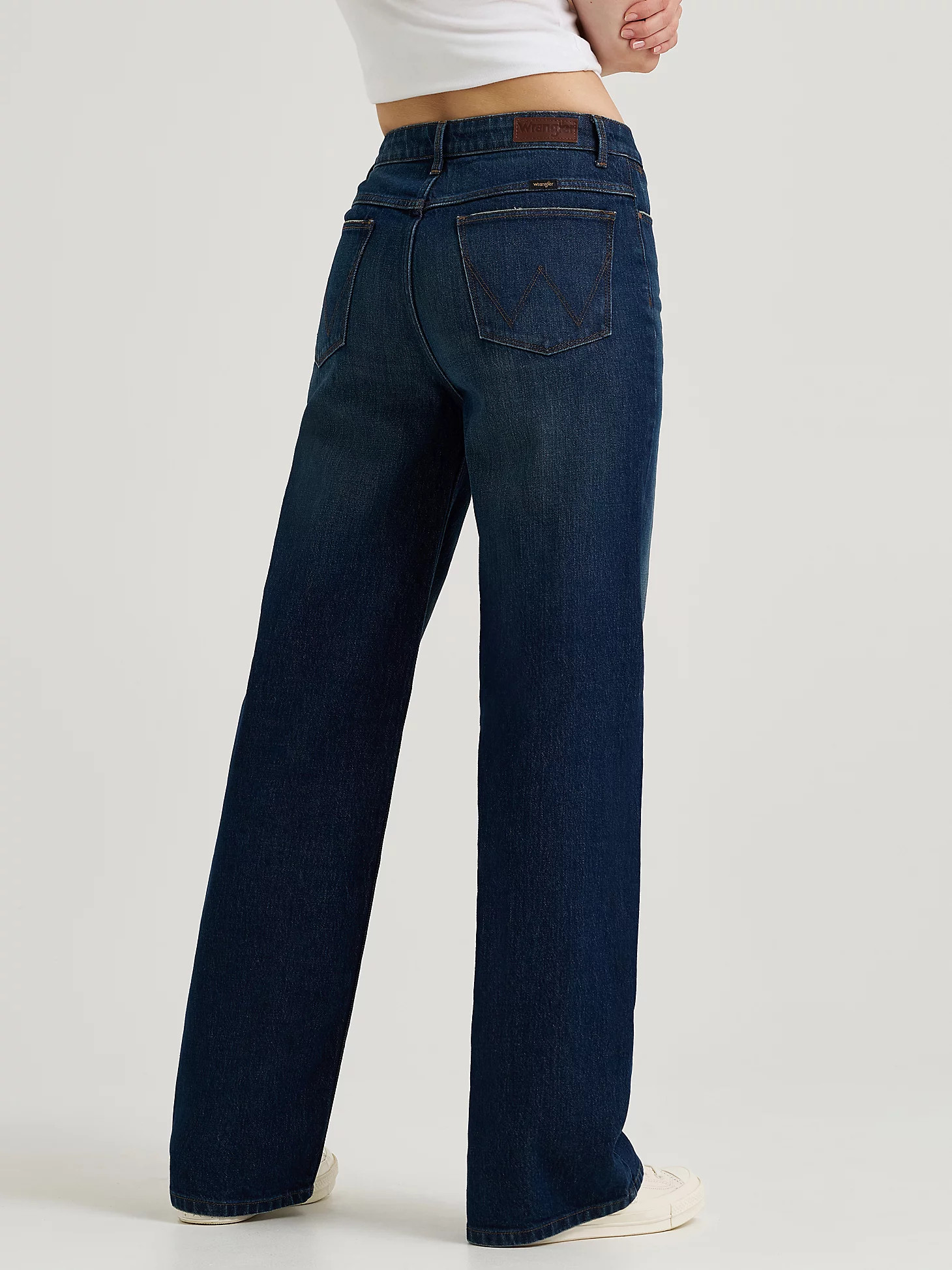 Women's Loose Straight Jean | Wrangler