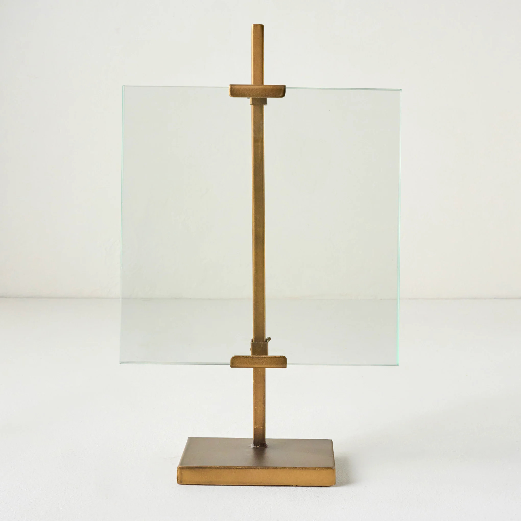 Shaina Adjustable Display Frame/Easel | Magnolia