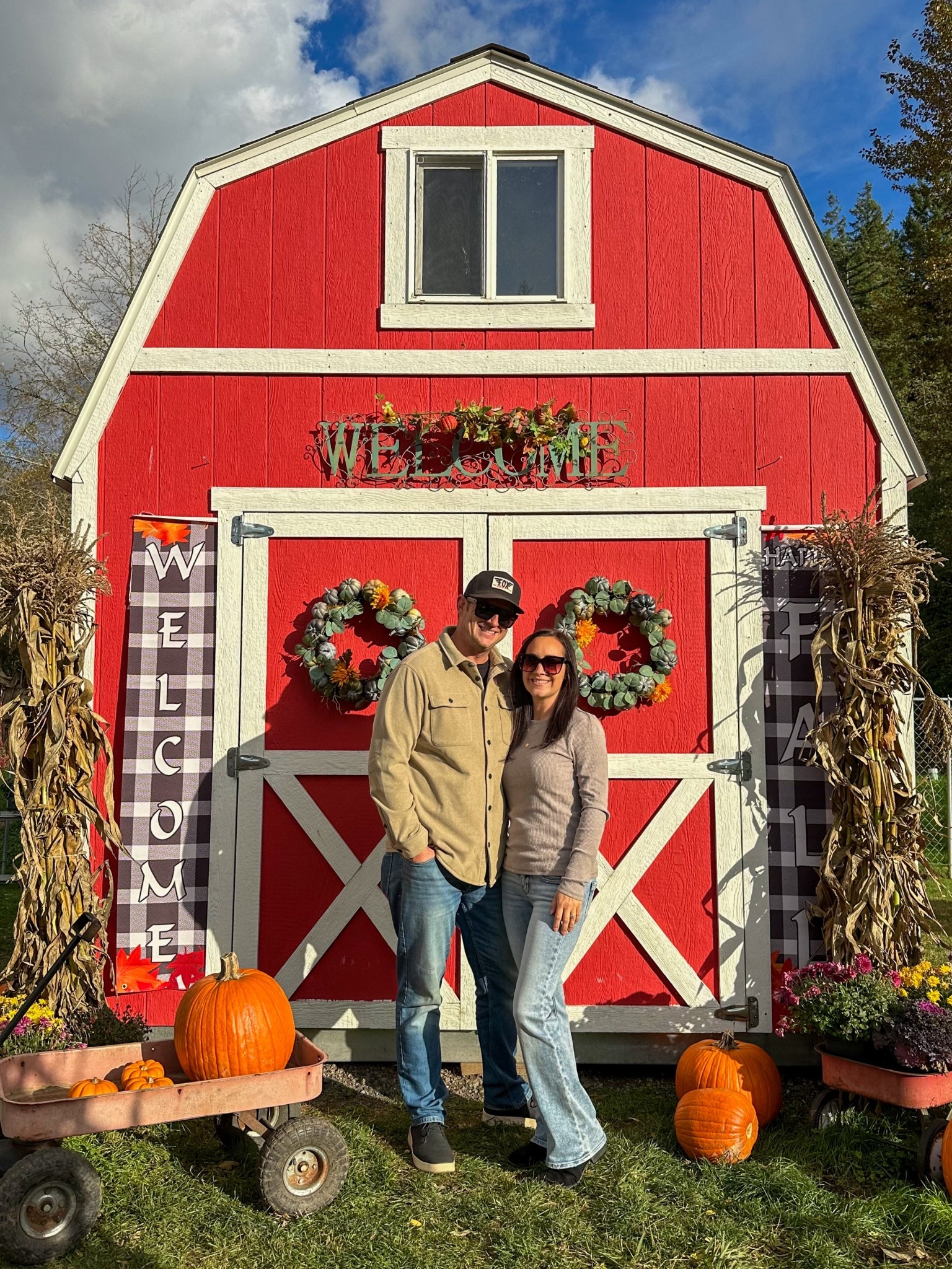 Pumpkin patch fun 🎃🍁
#pumpkinpatch #newshades #newjeans #like #comment #save #share #follow 

#LTKFindsUnder100 #LTKHoliday