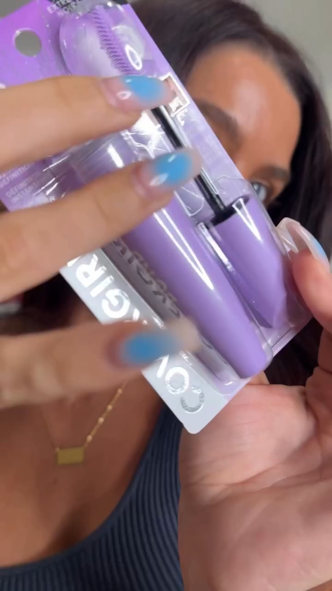 Lashes click, wand whispers 👁️💜
ASMR approved 

@covergirl 

#LashBlastBond #ASMRBeauty #TargetFinds #CovergirlMascara #asmrsounds