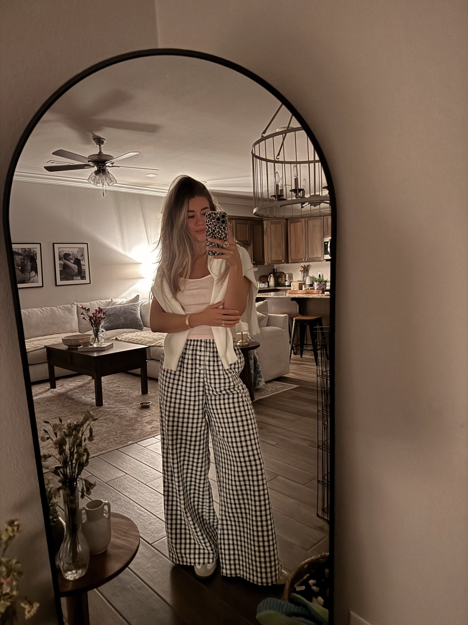 cozy summer lounge outfit | summer outfit | casual outfit inspo


#LTKSummerEdit #LTKStyleTip #LTKFindsUnder100