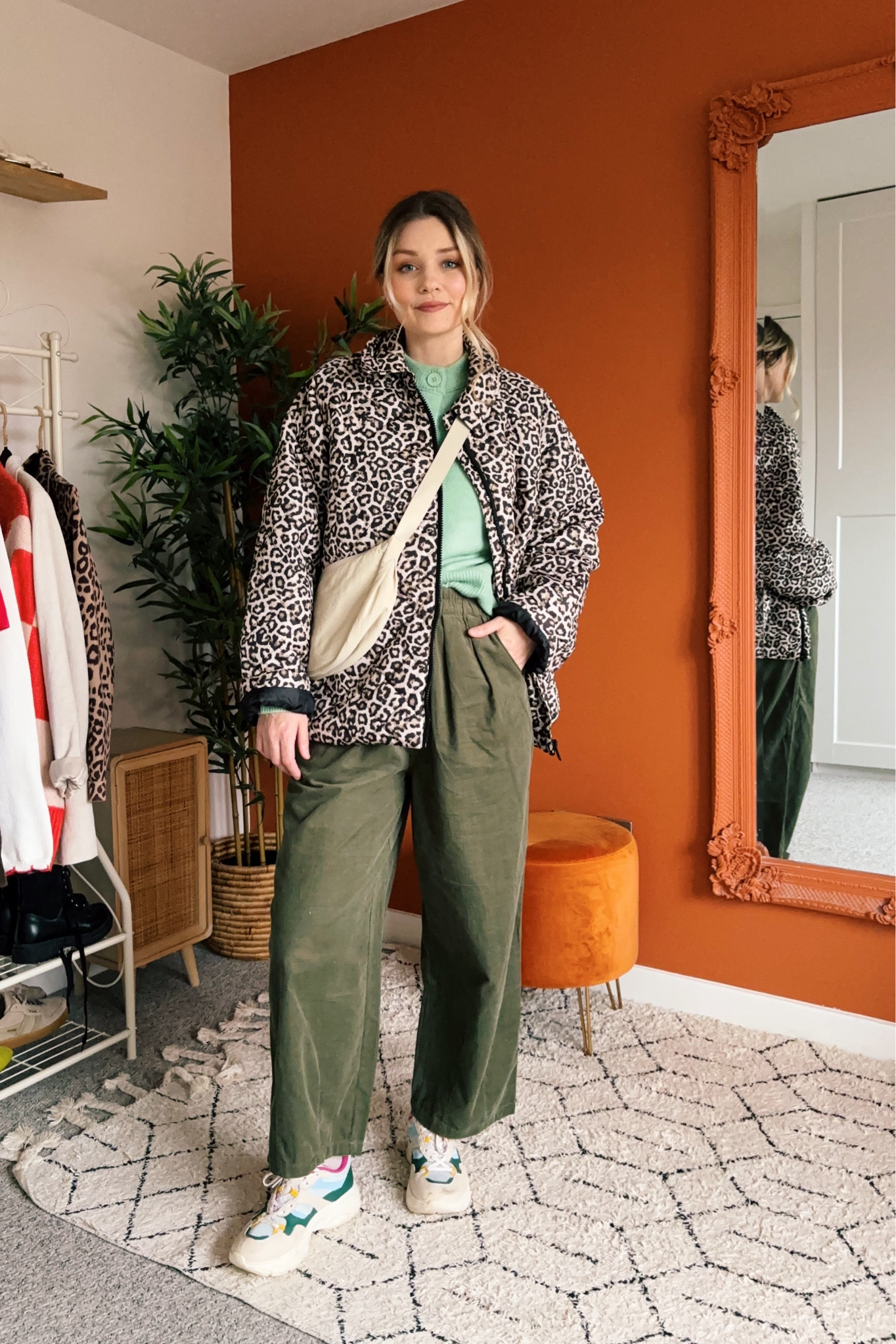 I’m a 10/12 and I’m 5’6”

I’m wearing:
Coat - Large
Trousers - 10 
Cardigan - M

Shoes are hush puppies
Lips - velvet teddy, mac 

#LTKwinter #LTKuk #LTKeurope