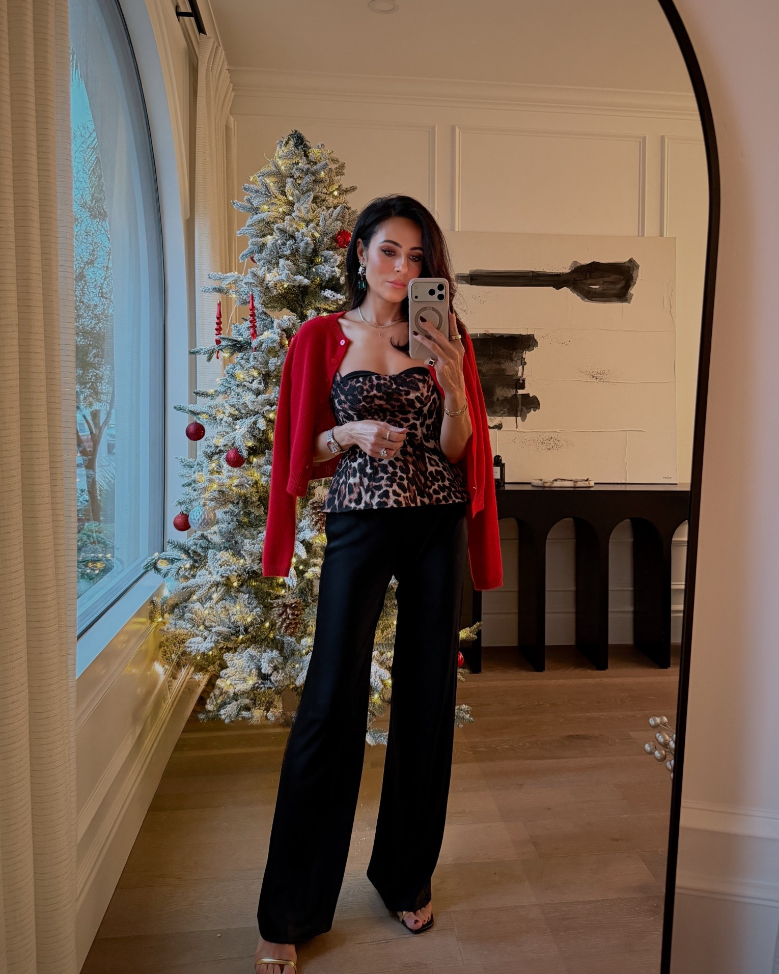 A little maybe NYE look to host a few friends and family! @anthropologie #AnthroPartner 

Bustier XXS
Pants XS
Sweater XS

#LTKHoliday #LTKootd #LTKOver40