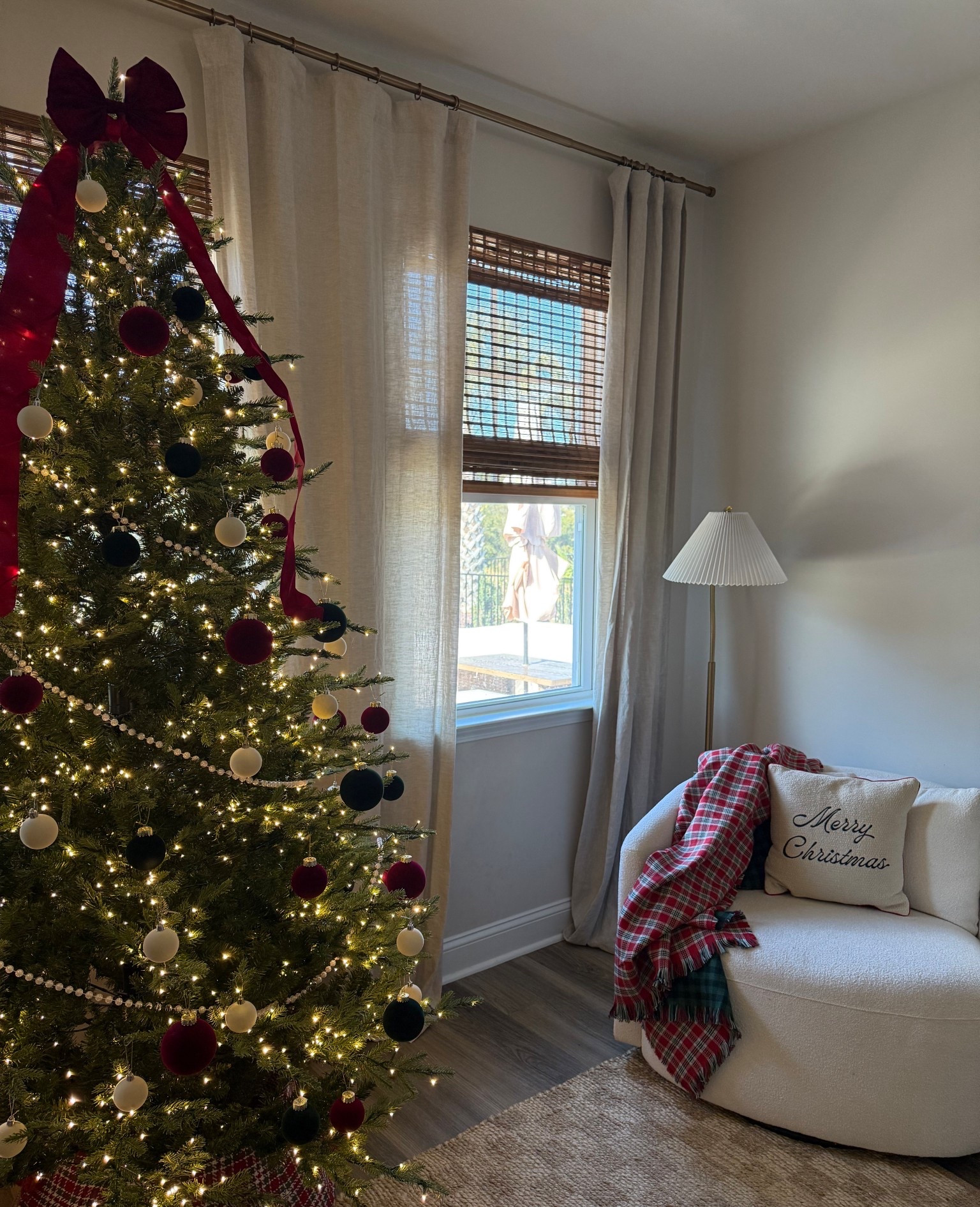 Obsessed with the velvet Christmas ornaments come in multiple colors and sizes

Christmas, Christmas decor, Christmas tree, ornaments, Amazon, Amazon find, living room, chair, accent chair, Walmart, Walmart find

#LTKHome #LTKSeasonal #LTKHoliday