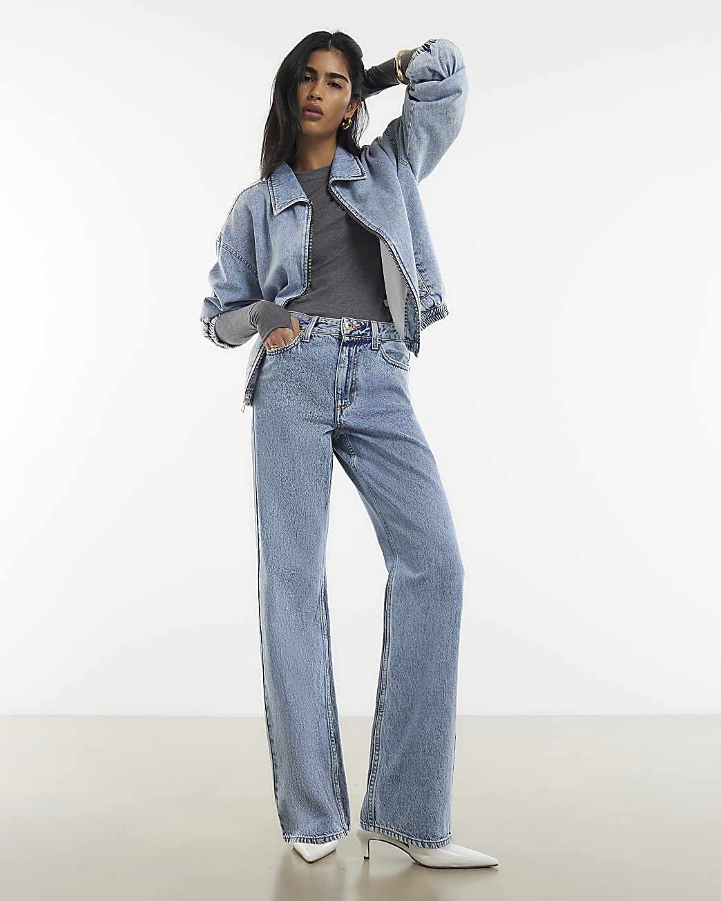 Blue Relaxed Straight Jeans | River Island UK & IE