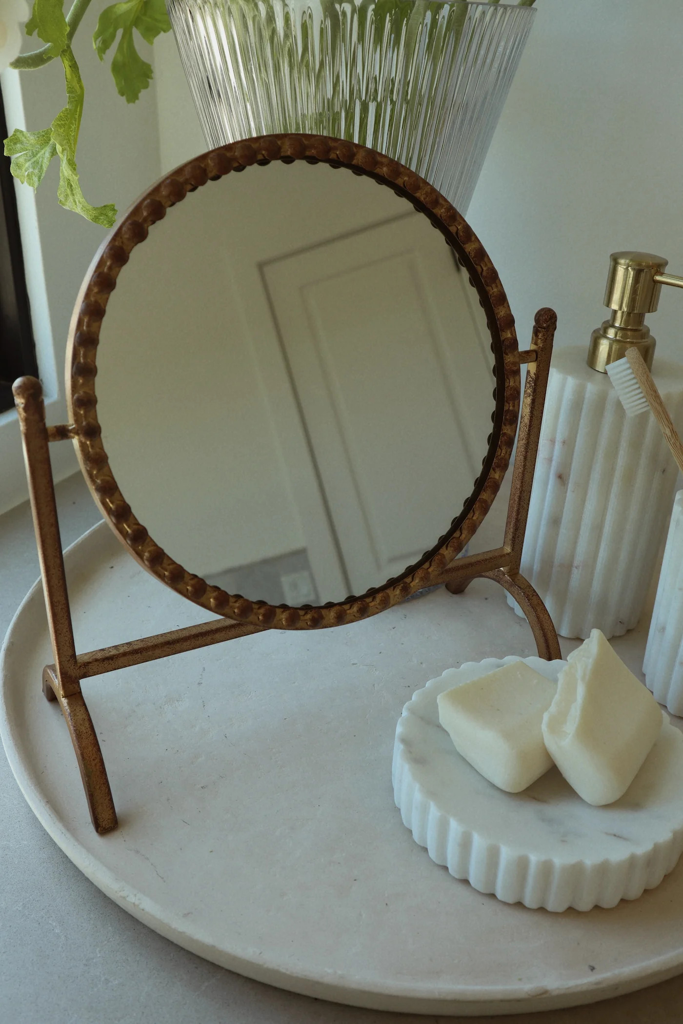 Avalon Round Tabletop Mirror | THELIFESTYLEDCO