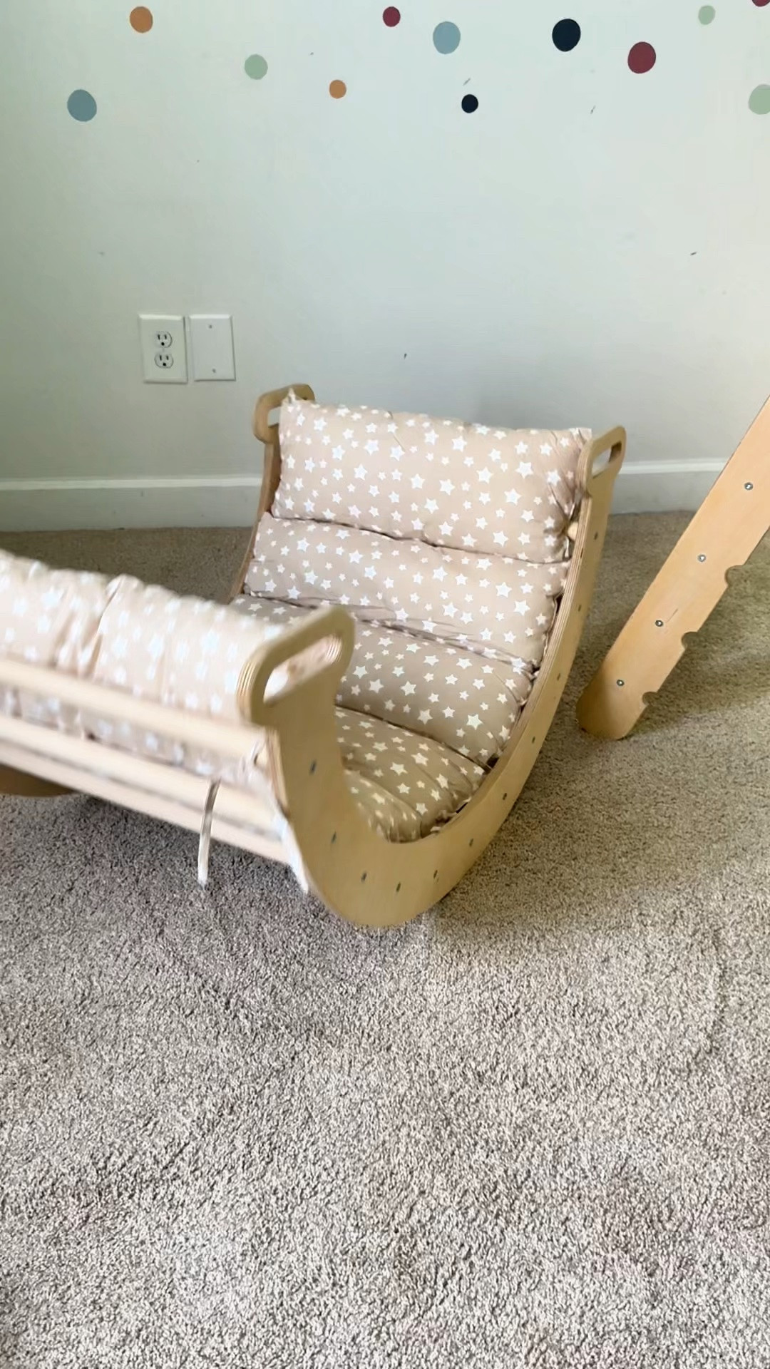 It’s not even Christmas yet and baby Clara got the BEST gift. I can’t wait for her to get a little bit bigger and be able to enjoy her incredible Montessori playset from @goodevas 

Discount code: 15baby10 gives you 10% off your order. #gifted 

https://goodevas.com