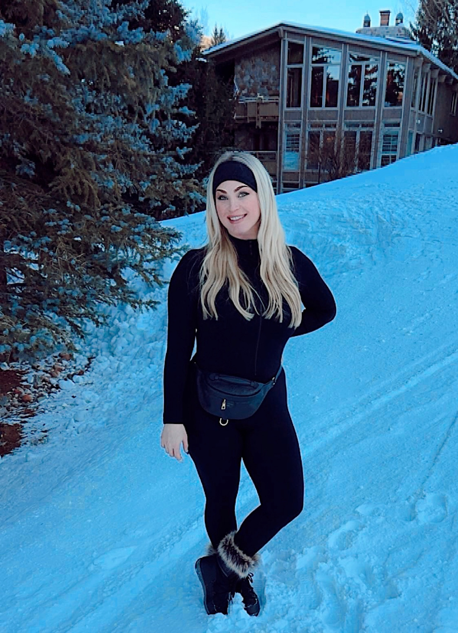 ❄️🐰 suit 🖤