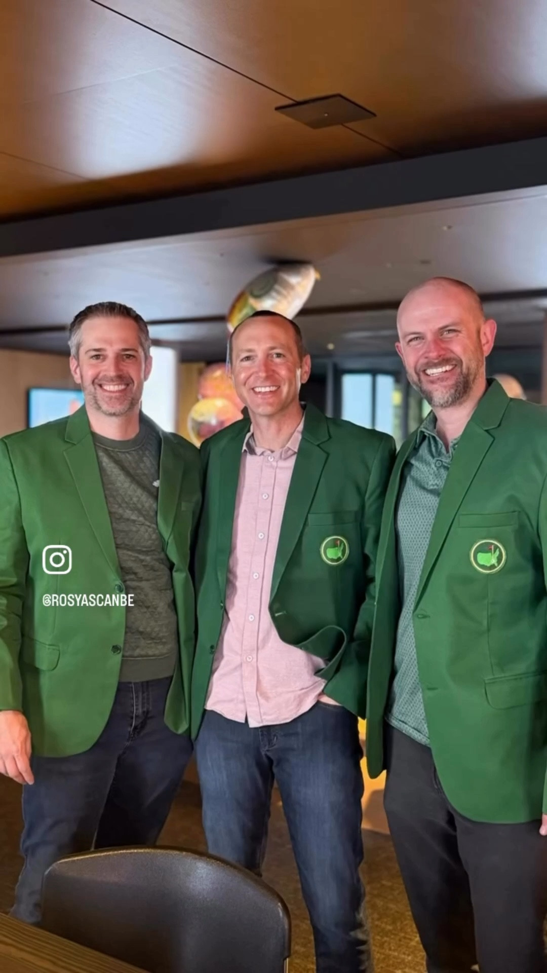 Masters night but make it iconic. 💚

Surprised the guys with matching green blazers and the reaction did not disappoint.

Couples that theme together, stay together. ⛳️


#LTKOver40 #LTKSeasonal #LTKdayinmylife