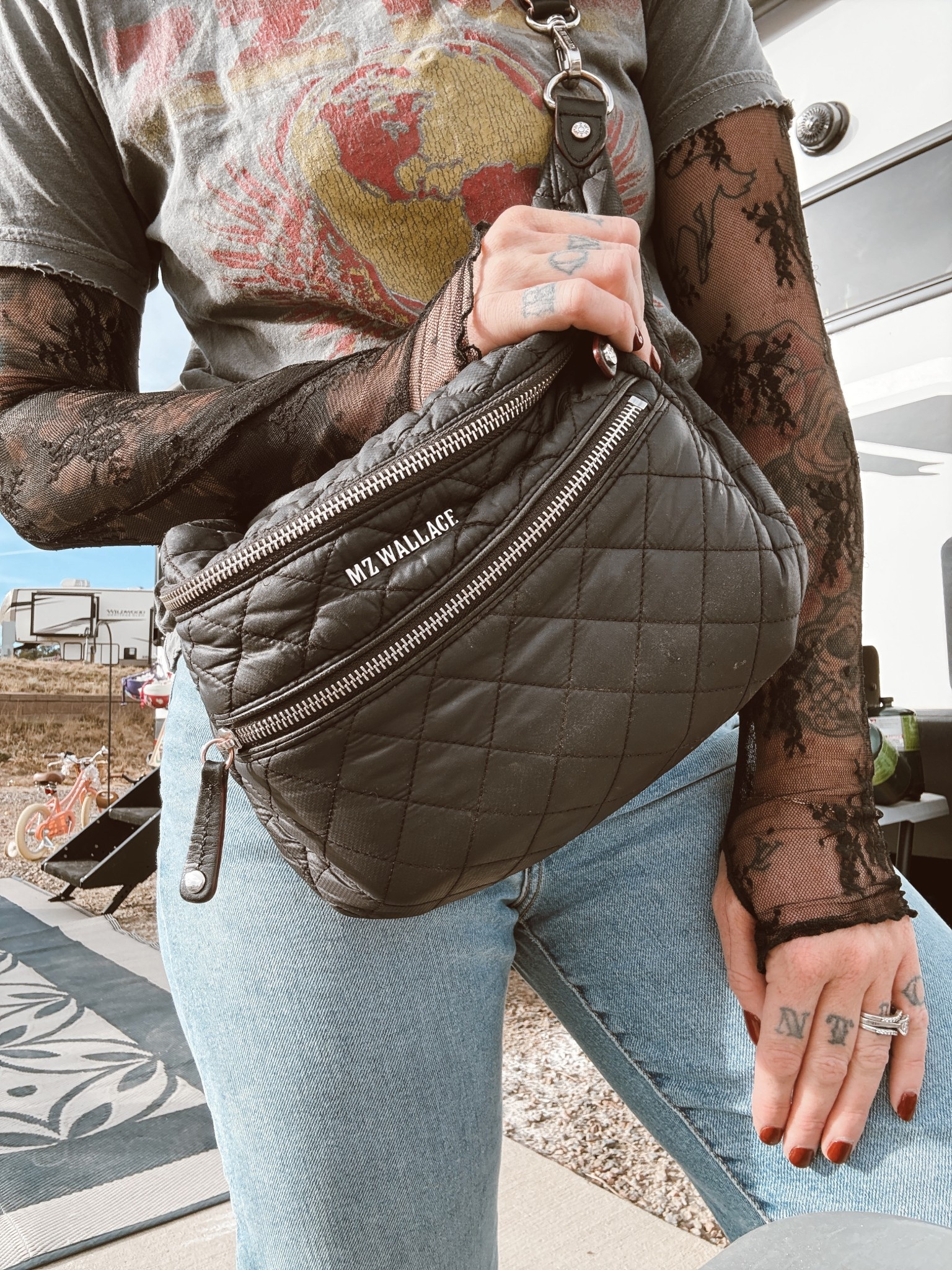 the best hands free mom bag 

#LTKHoliday #LTKGiftGuide #LTKmomlife