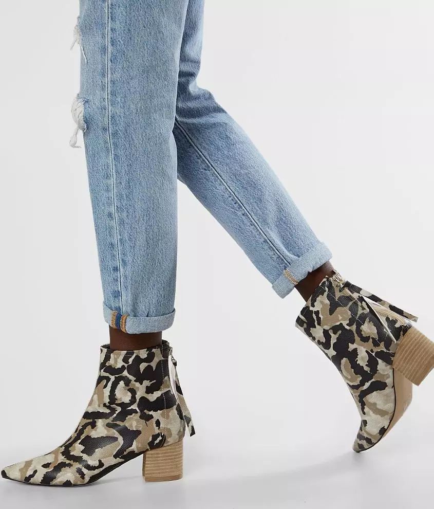 Camo Ankle Boot | Buckle