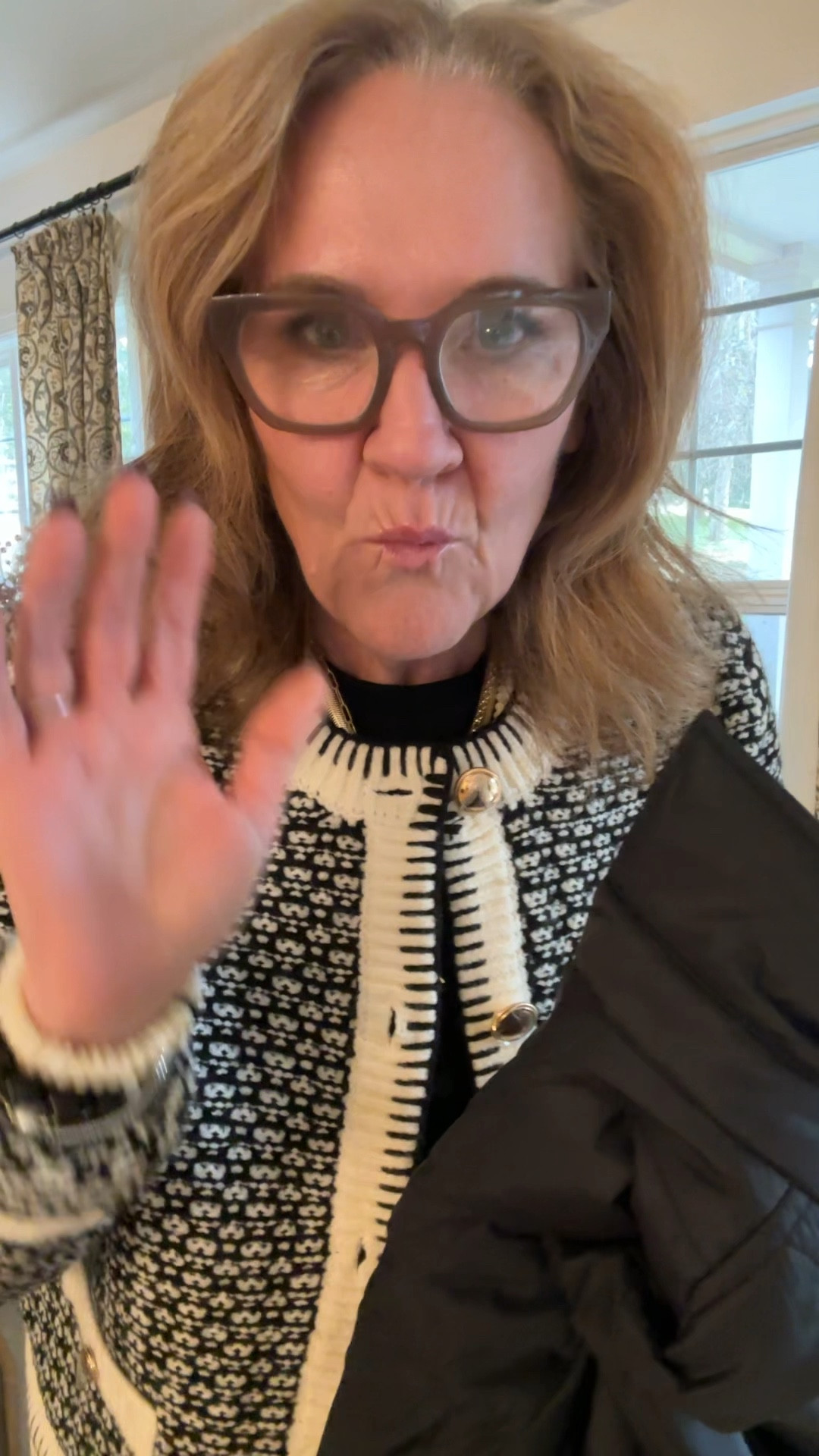 Gifts for him gifts for men 

Quilted jacket makes a great gift for nephews husbands uncles fathers. It’s runs true to size. 

Linking a few other in stock Nordstrom rack gifts too! Get your list done! 

I’ll link my outfit too. 



#LTKMens #LTKSeasonal #LTKGiftGuide