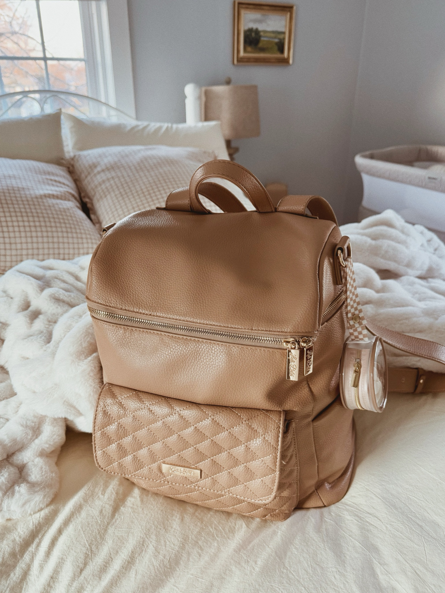 what we’re bringing in baby’s hospital bag🫶🏼👶🏼

#LTKBump #LTKItBag #LTKBaby