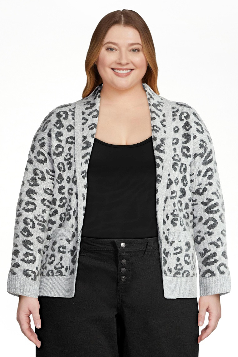 Time and Tru Women's Fuzzy Cardigan Sweater, Lightweight, Sizes XS-XXXL | Walmart (US)
