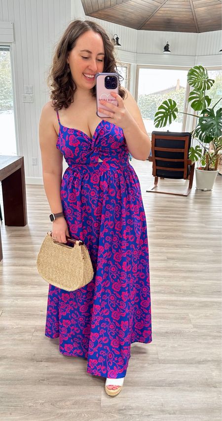 If you need an inexpensive wedding guest dress this season, consider trying Cupshe! While they are most known for their swimsuits, I have tried a few different dress options from them that I absolutely love! This one also comes in different colours of this pattern as well as solid colours! It has a tie back and adjustable straps, so it is really flattering even on a larger chest. For reference I am 5’1” and usually wear a 34 DD/DDD and got the Medium in this dress! 

#LTKSeasonal #LTKWedding #LTKMidsize
