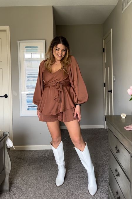 Grwm for a country concert 🤎

Tonight we’re going to see Thomas Rhett to celebrate something special I announced on stories today! 🤎

This romper is from Amazon and the highest quality! I cannot get enough. I’m in a size large and it’s perfect!

Who’s your fav country artist?

To shop this head to toe look you can visit my ltk storefront under shop my looks in my bio or visit my stories + dress highlight where it’s directly linked. 🤠

Country concert outfit / Nashville outfit / amazon romper / midsize outfit / Taylor swift outfit 

#LTKFind #LTKcurves #LTKunder50