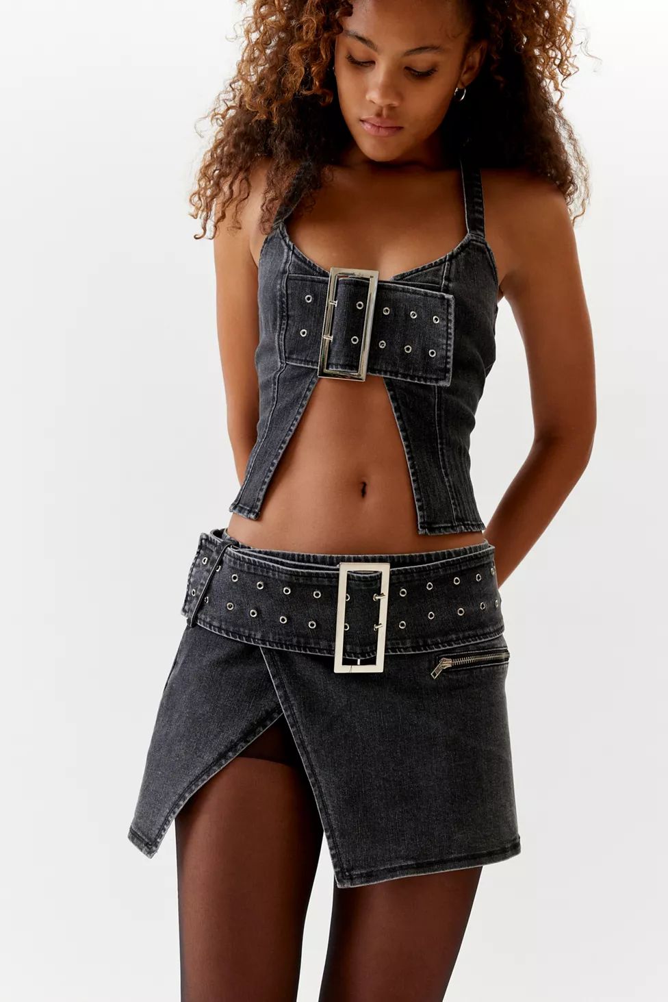BY.DYLN Zeddy Belted Denim Micro Mini Skirt | Urban Outfitters (US and RoW)
