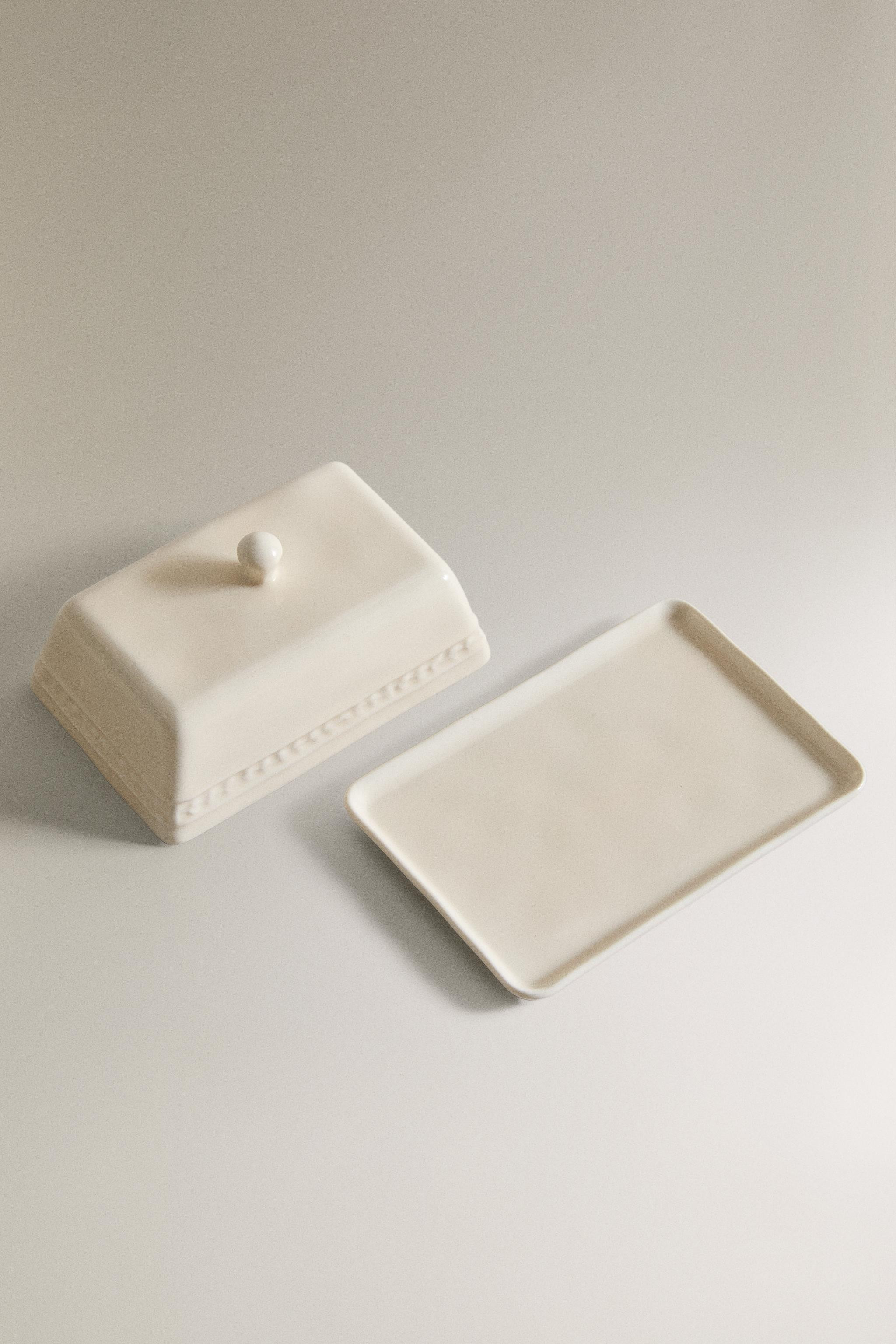 STONEWARE RAISED DESIGN BUTTER DISH | Zara US