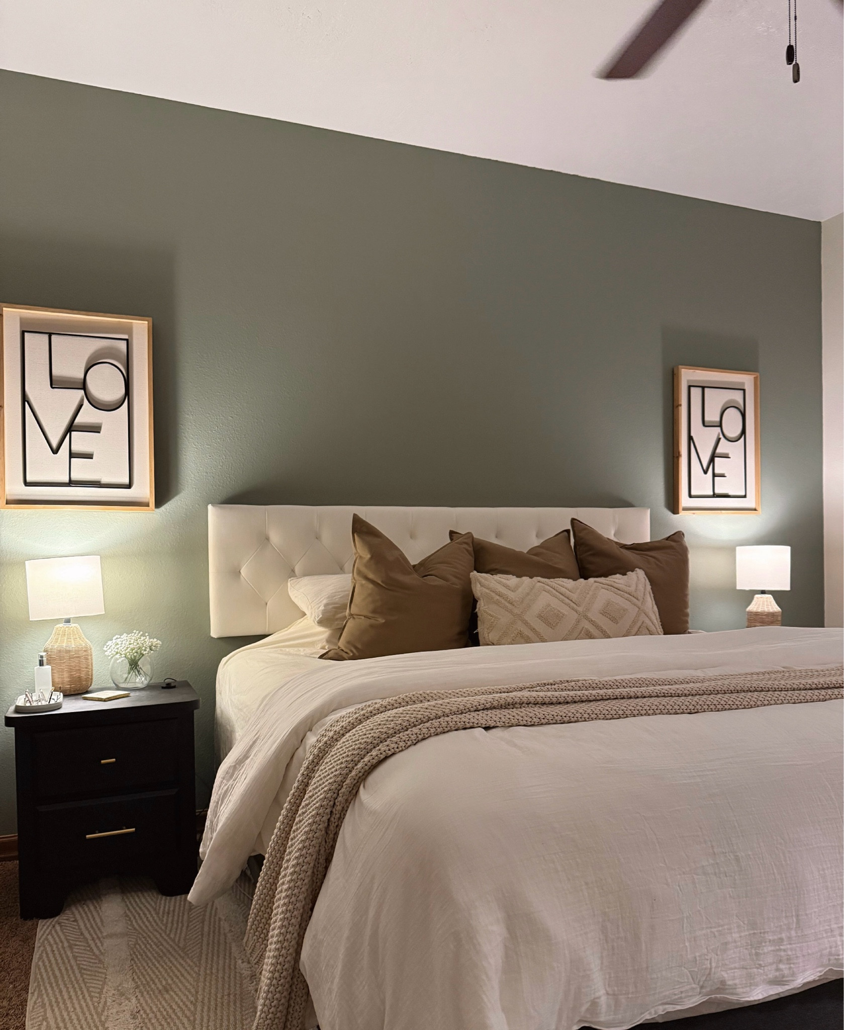 Cozy bedroom bedding! Everything is from Amazon! ✨

#LTKFindsUnder100 #LTKHome #LTKFamily