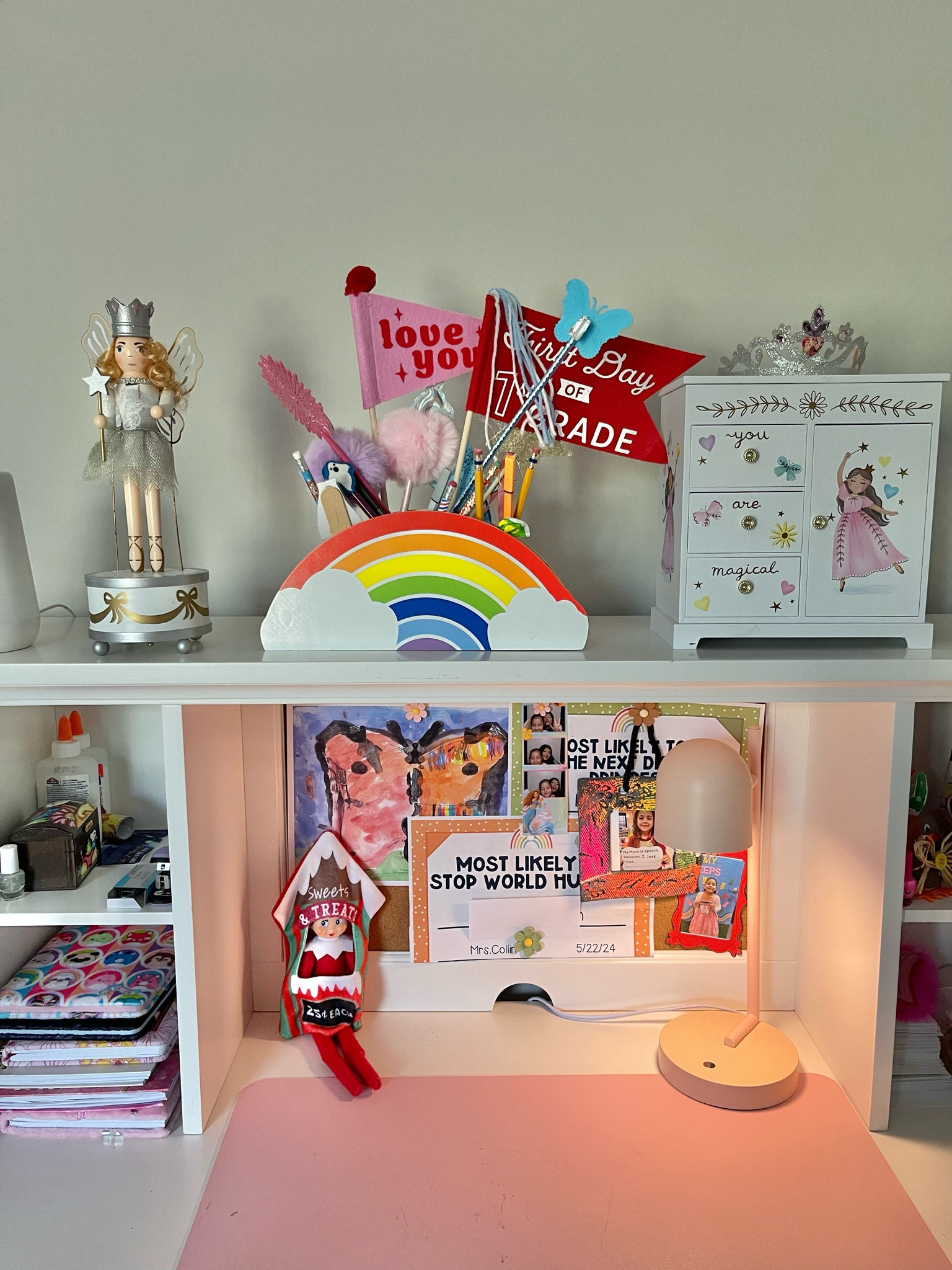 My daughters desk 🎀😍

#LTKKids #LTKSeasonal #LTKHoliday