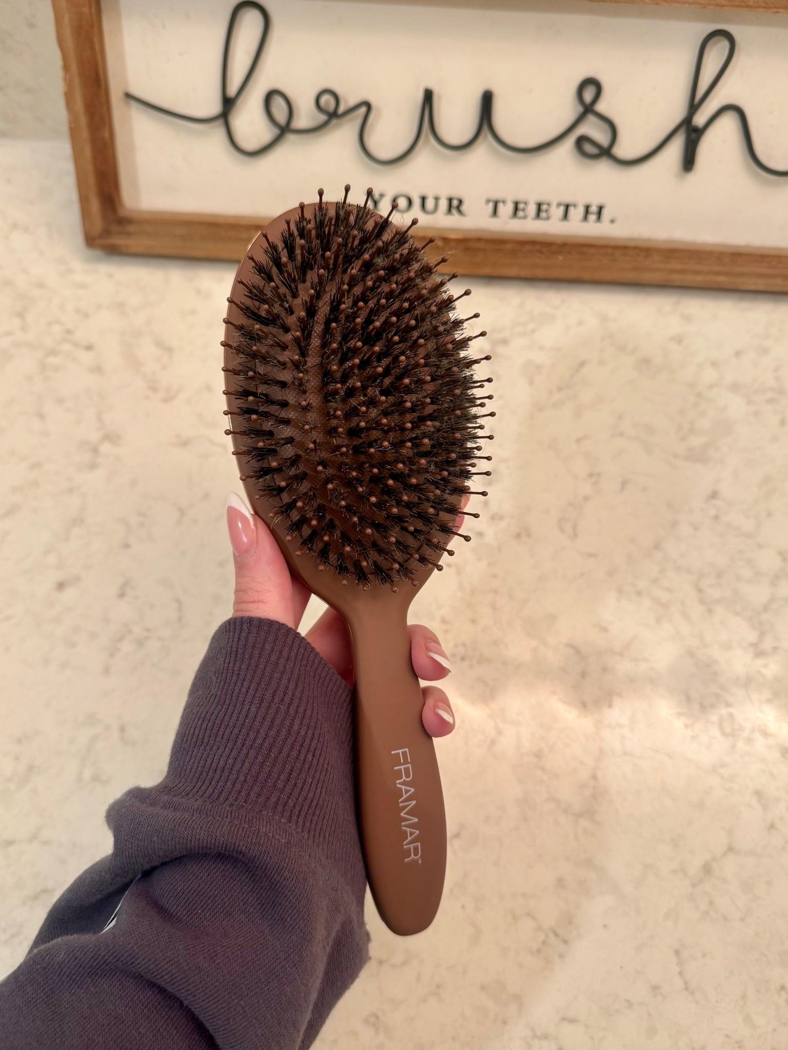 A hairbrush that reduces frizz and static👌🏼

#LTKselfcare #LTKBeauty #LTKdayinmylife