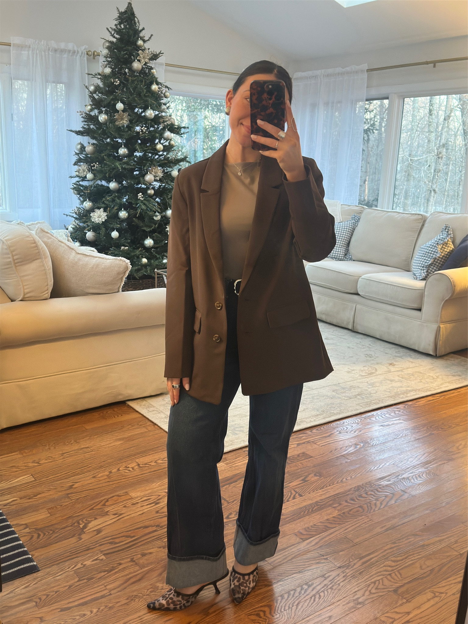 blazer is from old navy 3 years ago :( similar linked! 

#LTKSeasonal #LTKWorkwear #LTKFindsUnder50