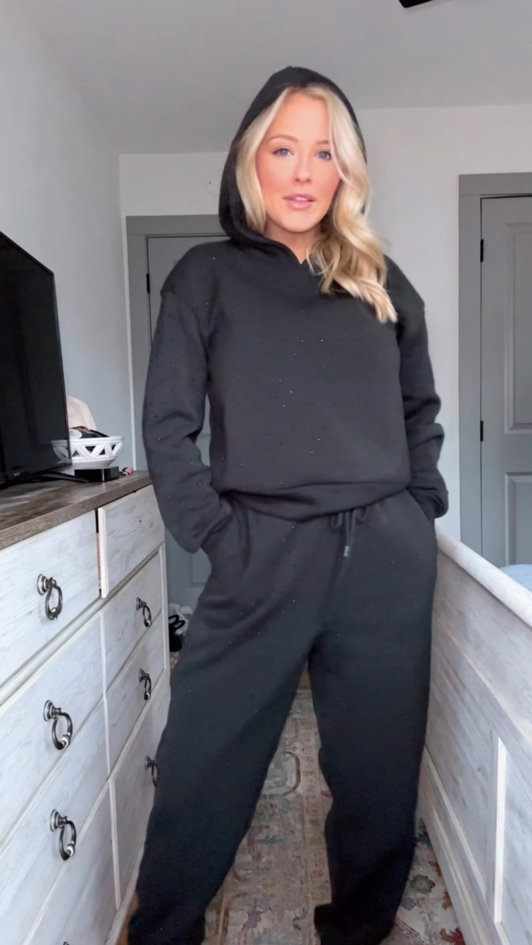 $19 rhinestone sweat set in 2 colors! — yes 

#LTKHoliday #LTKSeasonal #LTKActive