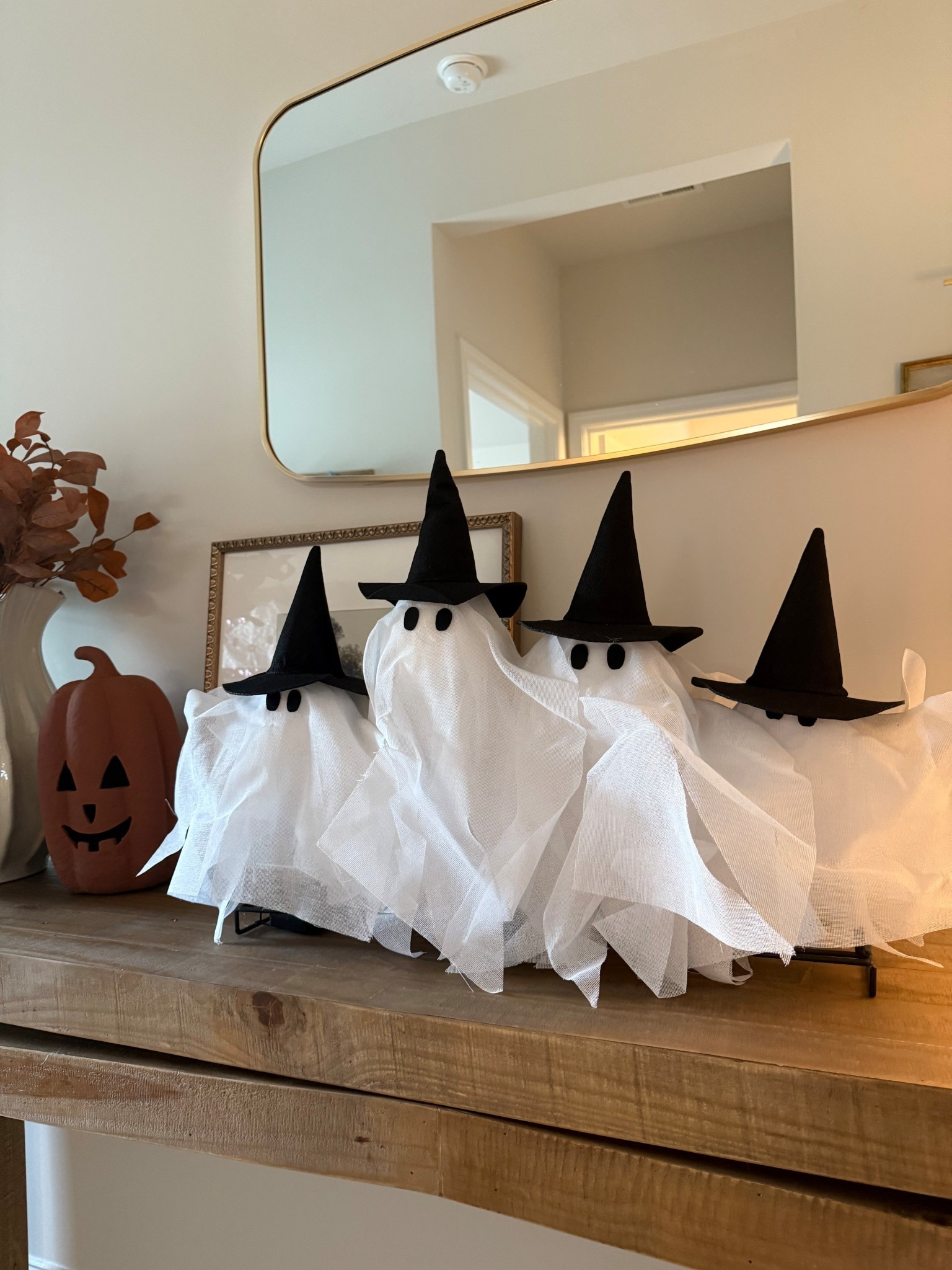 How cute is this ghost table topper ! Currently 20% off

Pottery barn, Halloween, Halloween decor,

#LTKHome #LTKSaleAlert #LTKFindsUnder50