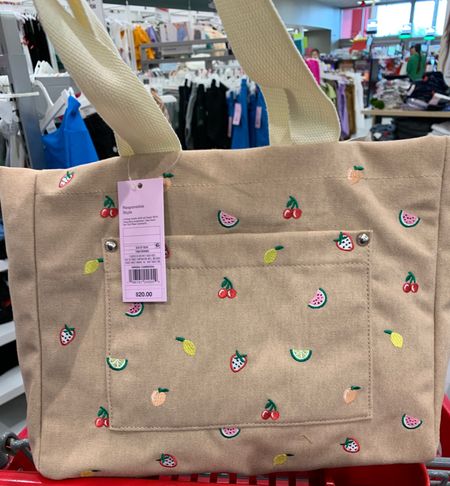Our daughter’s friend had a birthday recently and she wanted to buy her a cute bag for her gym clothes. This cute Midi Tote Handbag - Wild Fable is perfect for teens. #bag #wildfable #Targetstyle @target 

#LTKitbag