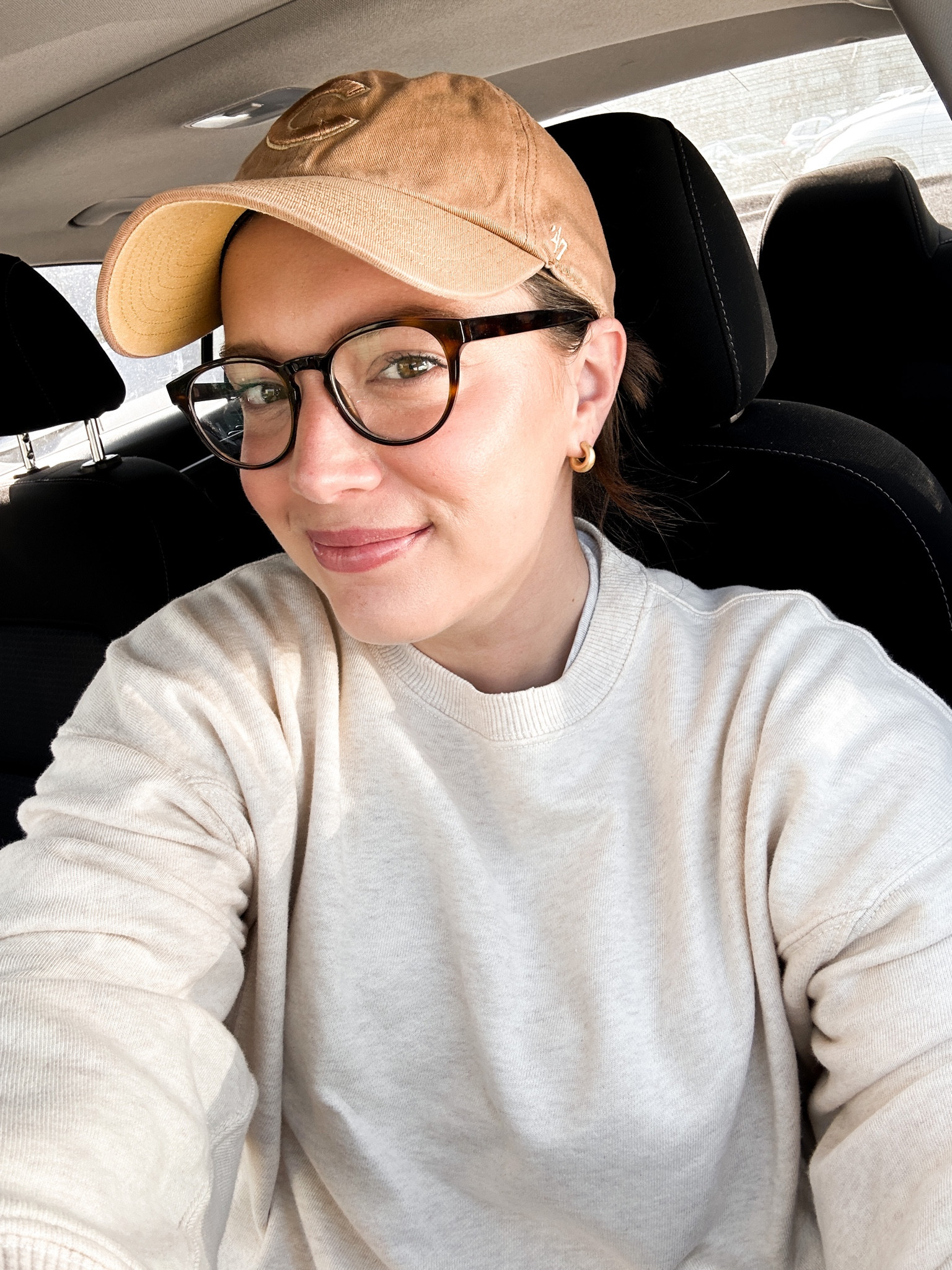 Casual Sunday ootd | just got this pullover from aerie and it’s soooo cozy. Will definitely be buying more in another color

#LTKSale 

#LTKmidsize #LTKfindsunder50