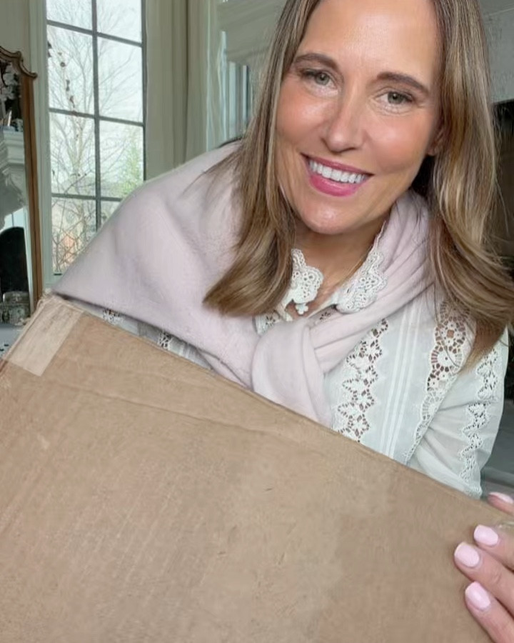 Want to look stunning, different, elegant and chic for less? Unboxing some gorgeous pieces that are a fraction of the price of their high end inspiration. 

#LTKstorytime #LTKOver40 #LTKSeasonal