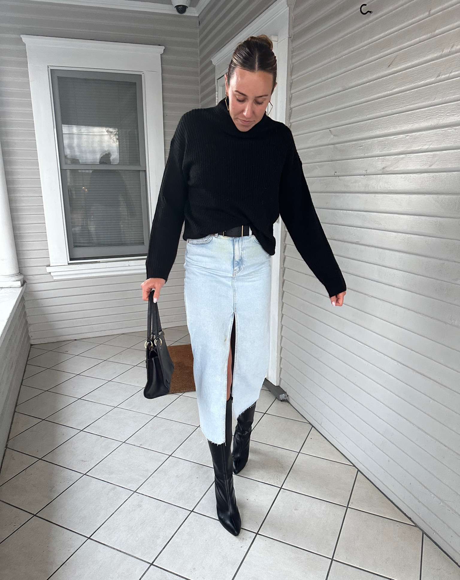 Denim maxi skirt styling tip: cold weather 

#LTKstyletip #LTKunder50 #LTKSeasonal