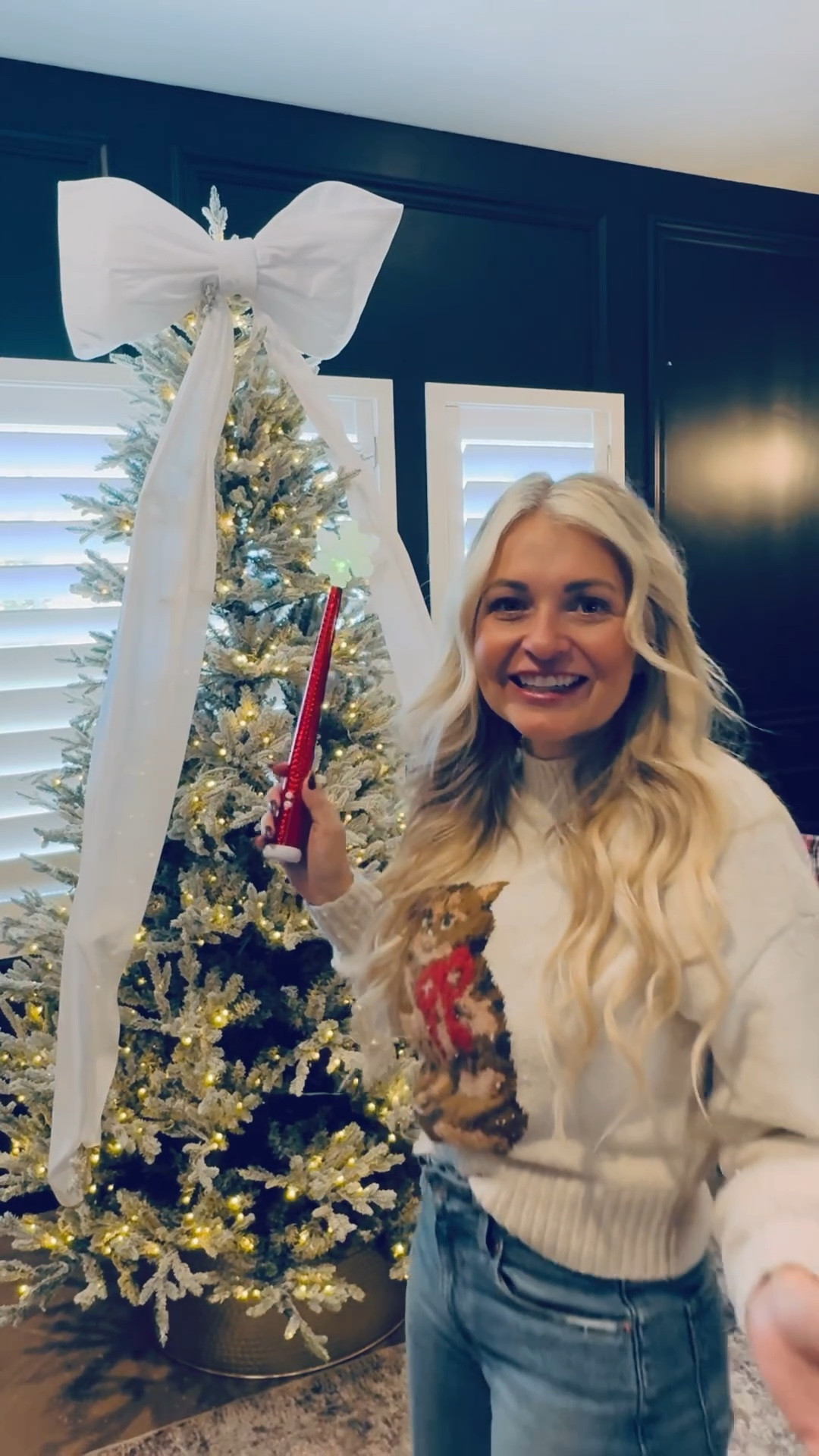 This wand is so fun to use and make things that much more magical this holiday season! 🎄 

#LTKSeasonal #LTKHoliday #LTKHome