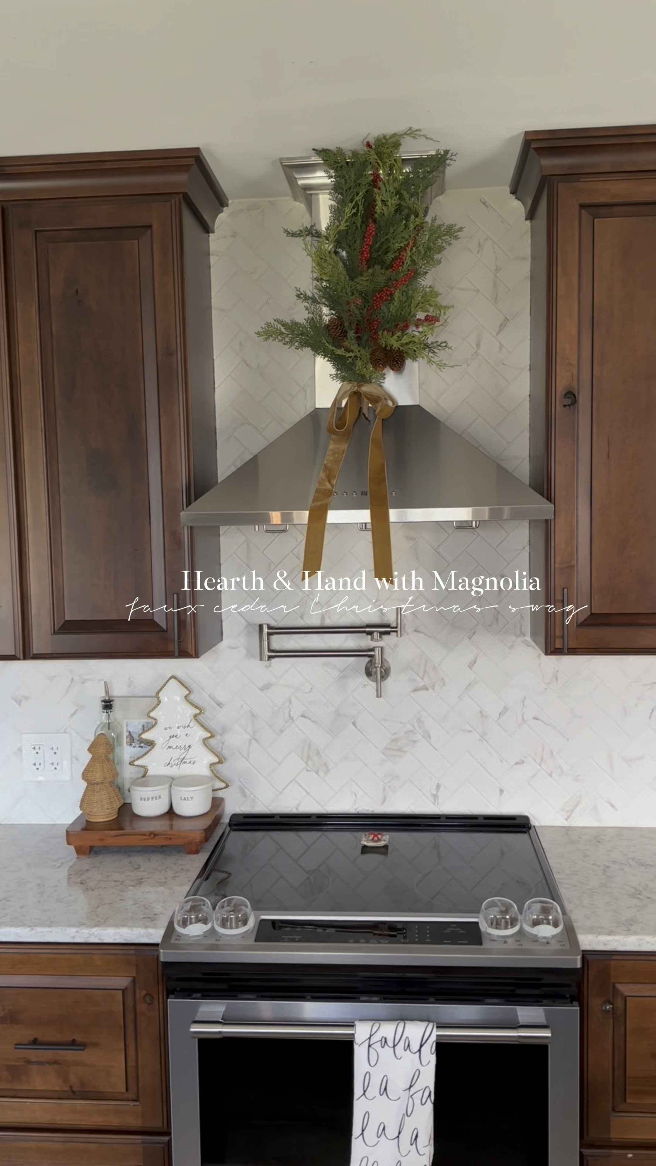 When I saw this online, I immediately knew I was going to hang this upside down on my range hood 😍 

#LTKSeasonal #LTKHome #LTKHoliday