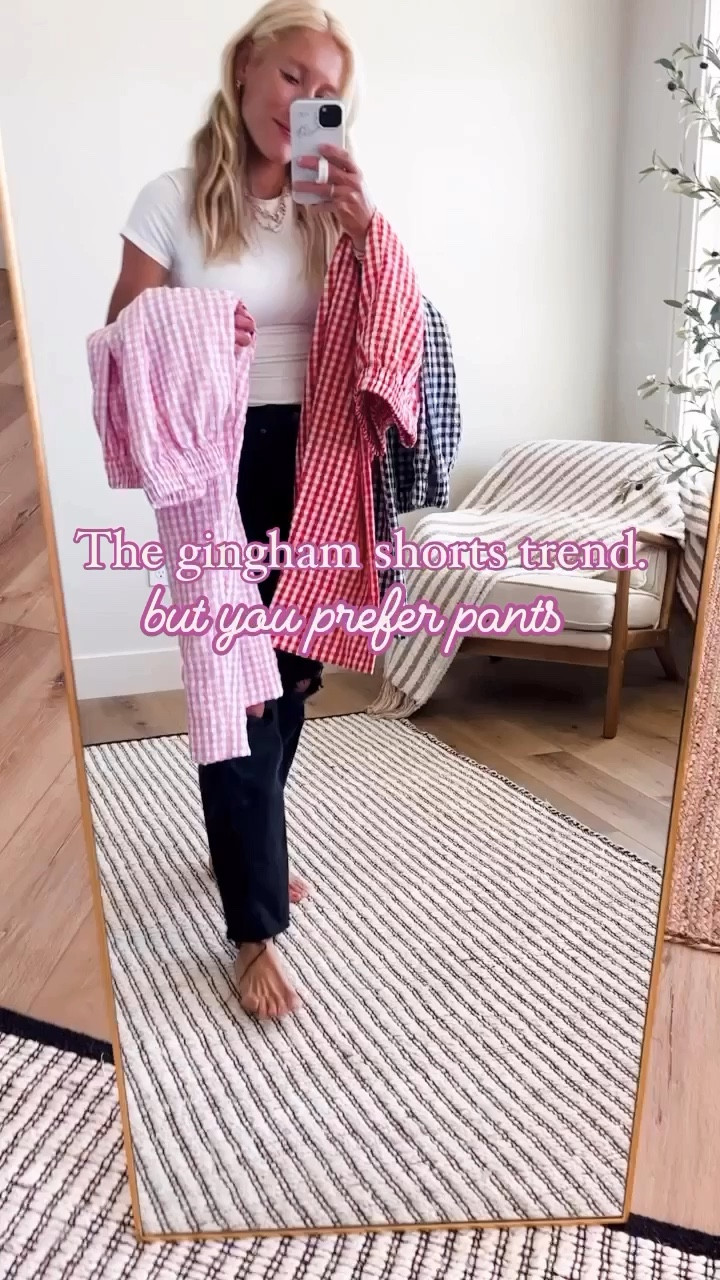 These pants are so fun! They come in so many colors. Wearing size small. 

#LTKFindsUnder50 #LTKSaleAlert #LTKStyleTip