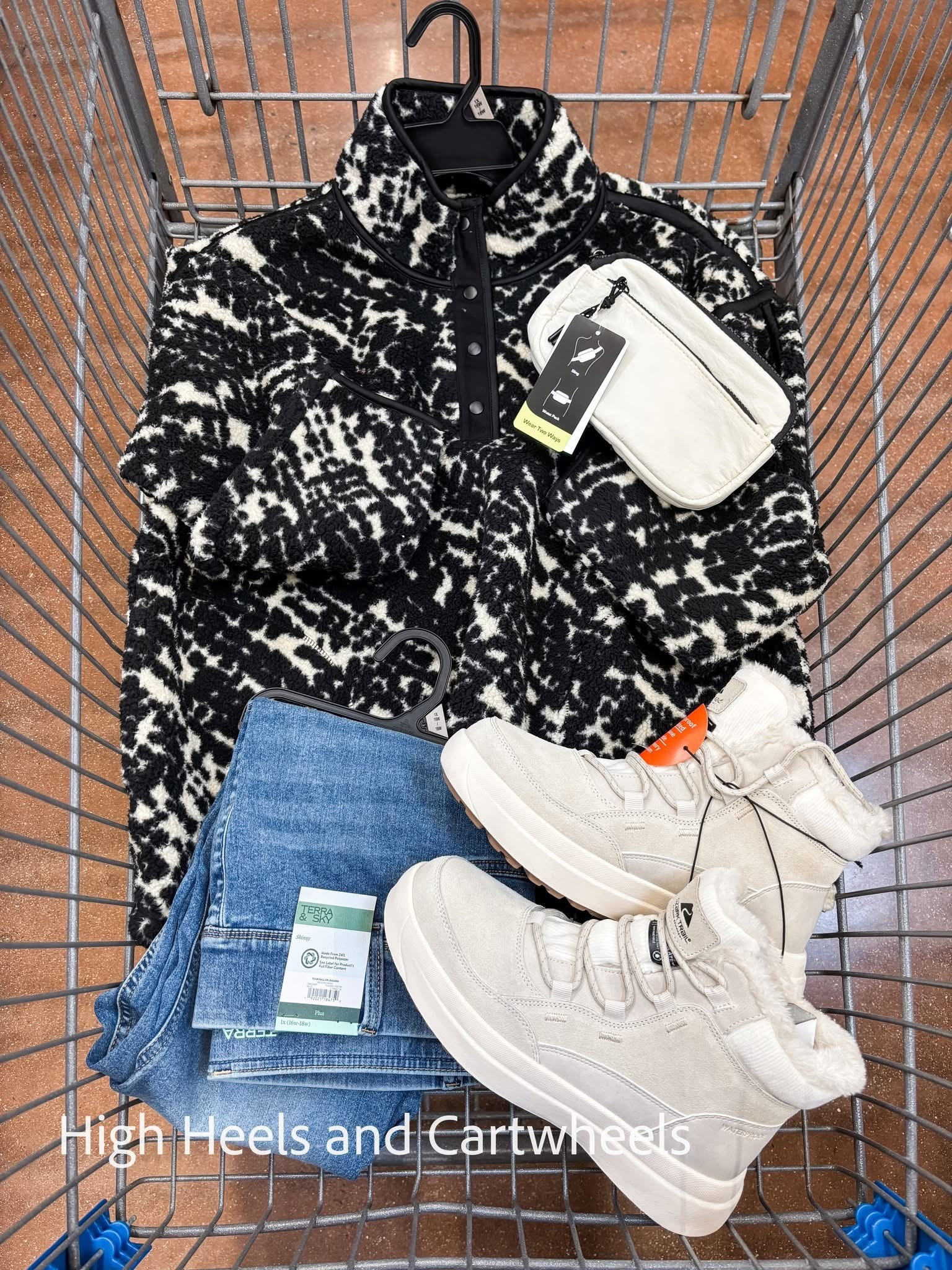 Cute new pullover from Walmarts Plus Size department 

#LTKFindsUnder100 #LTKPlusSize