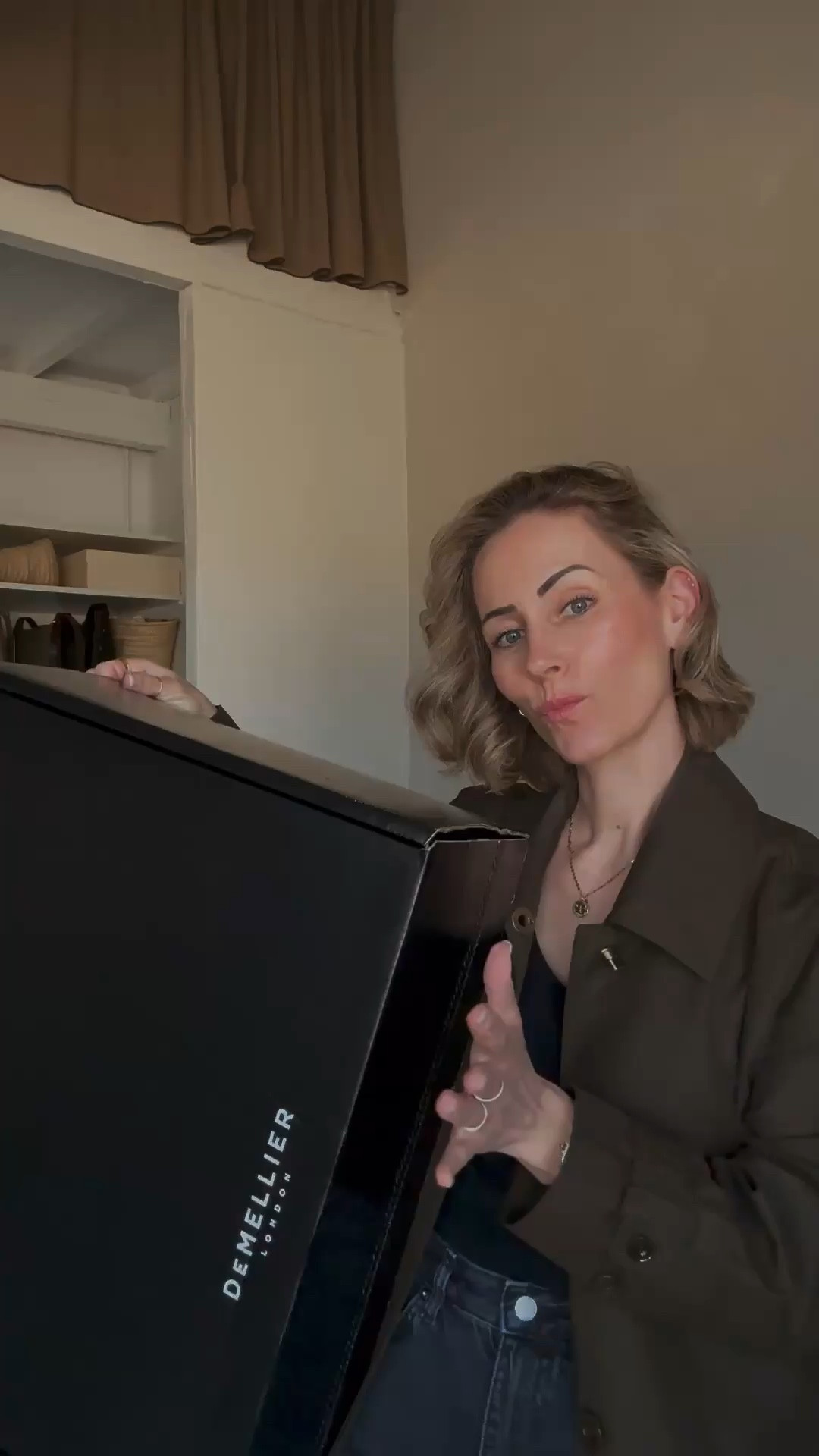 Unboxing loupé ce n’était pas le bon sac 🙊

#LTKsummer #LTKeurope #LTKfrance