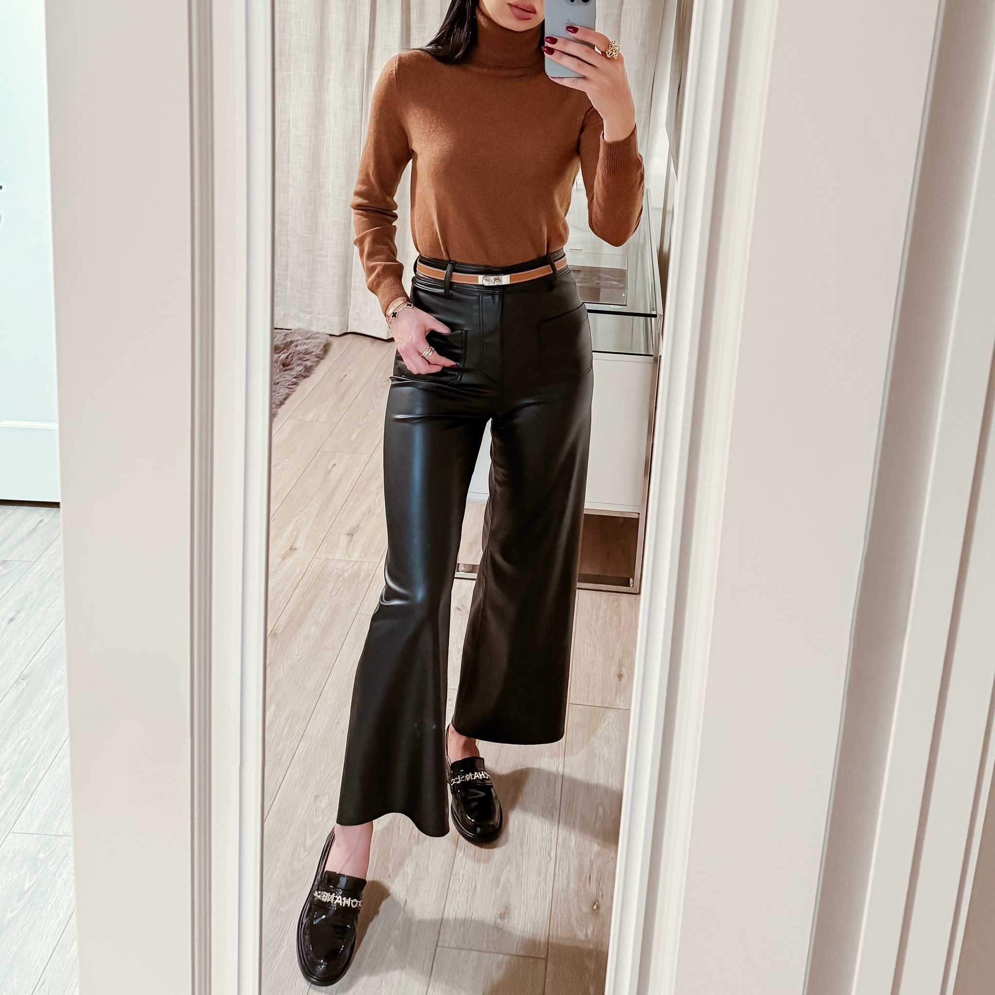 A brown turtleneck is a great alternative to the classic black. Pair it with leather pants, a brown belt, and some loafers for an effortlessly chic and casual everyday look! 
🤎🖤 #Falloutfits

#LTKstyletip #LTKHoliday #LTKSeasonal
