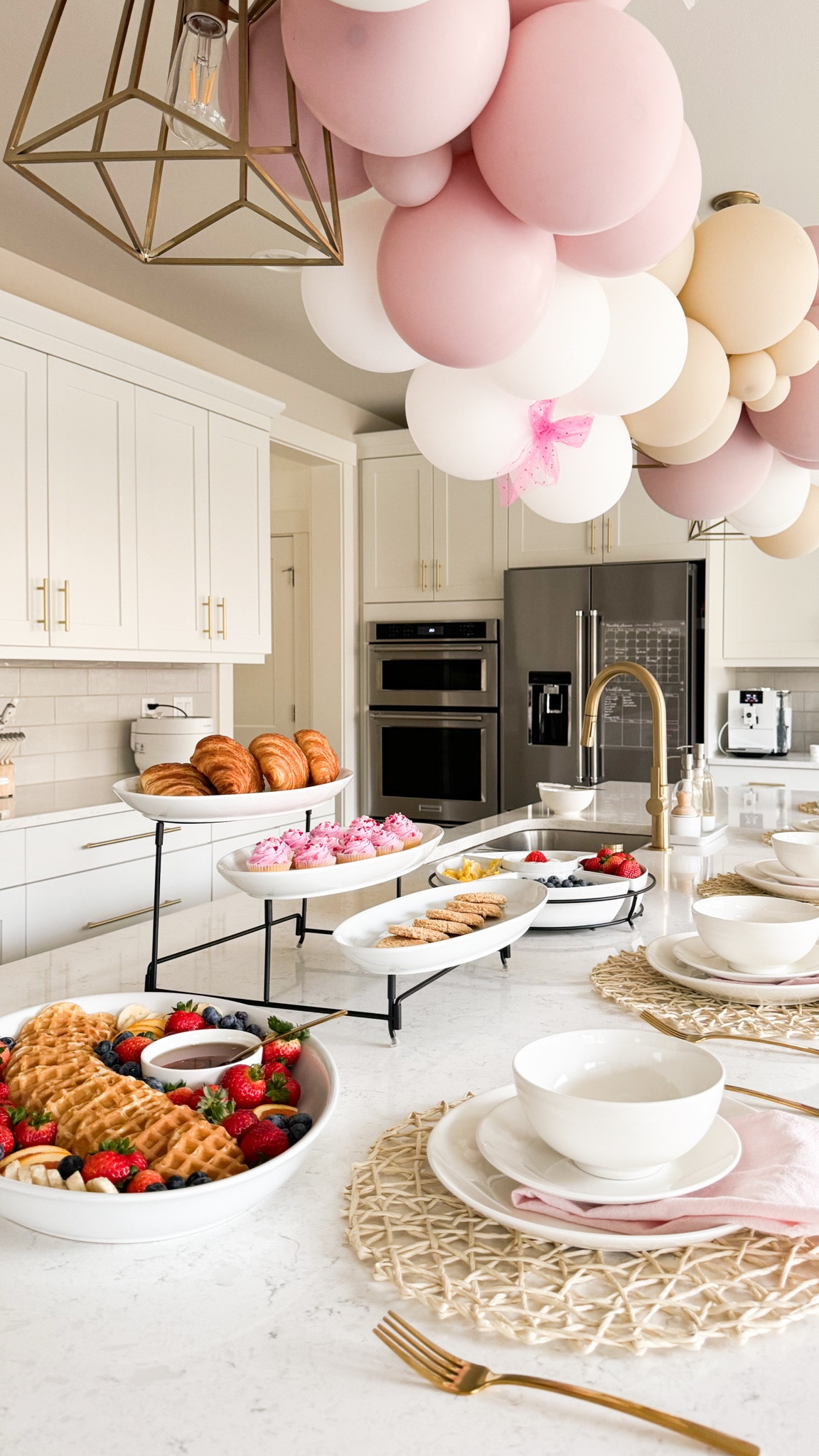 Valentine's Day breakfast set up, serverware, serving trays from Kohl's! Mini cupcakes, plates, balloons, serving bowl, valentine’s decor

#LTKParties #LTKHome #LTKSeasonal