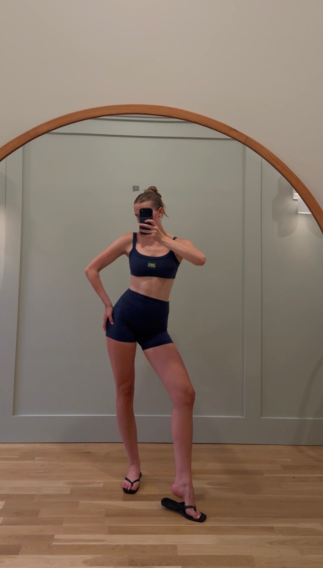 New workout set!

#LTKootd #LTKfitnessgoals #LTKActive